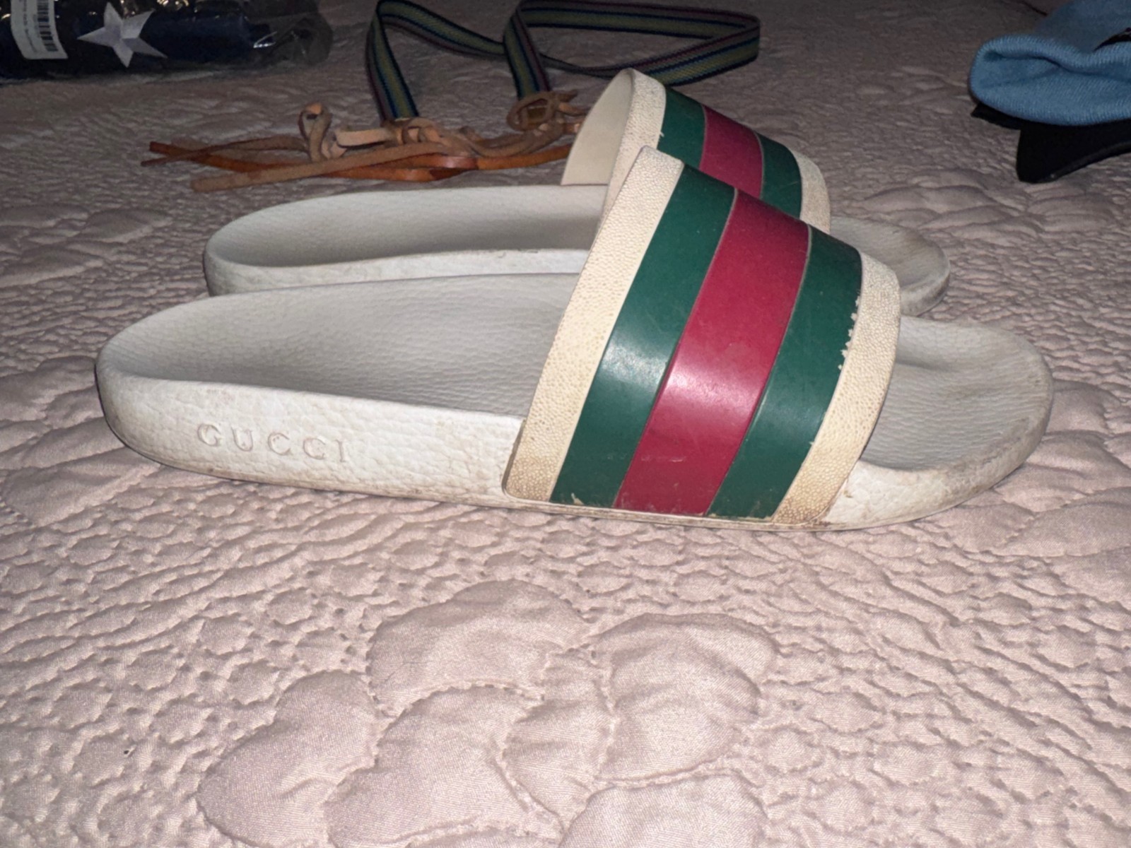 Gucci Men’s Web Rubber Slide Sandals White w/Red/Green Stripe