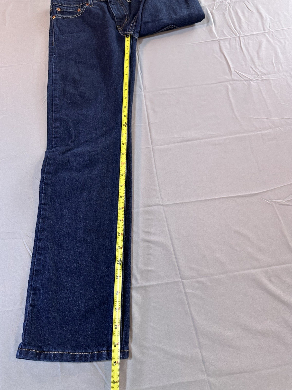 Levis 513 Slim Straight Jeans Men’s 28/30 Blue Denim Medium Wash Cotton Stretch