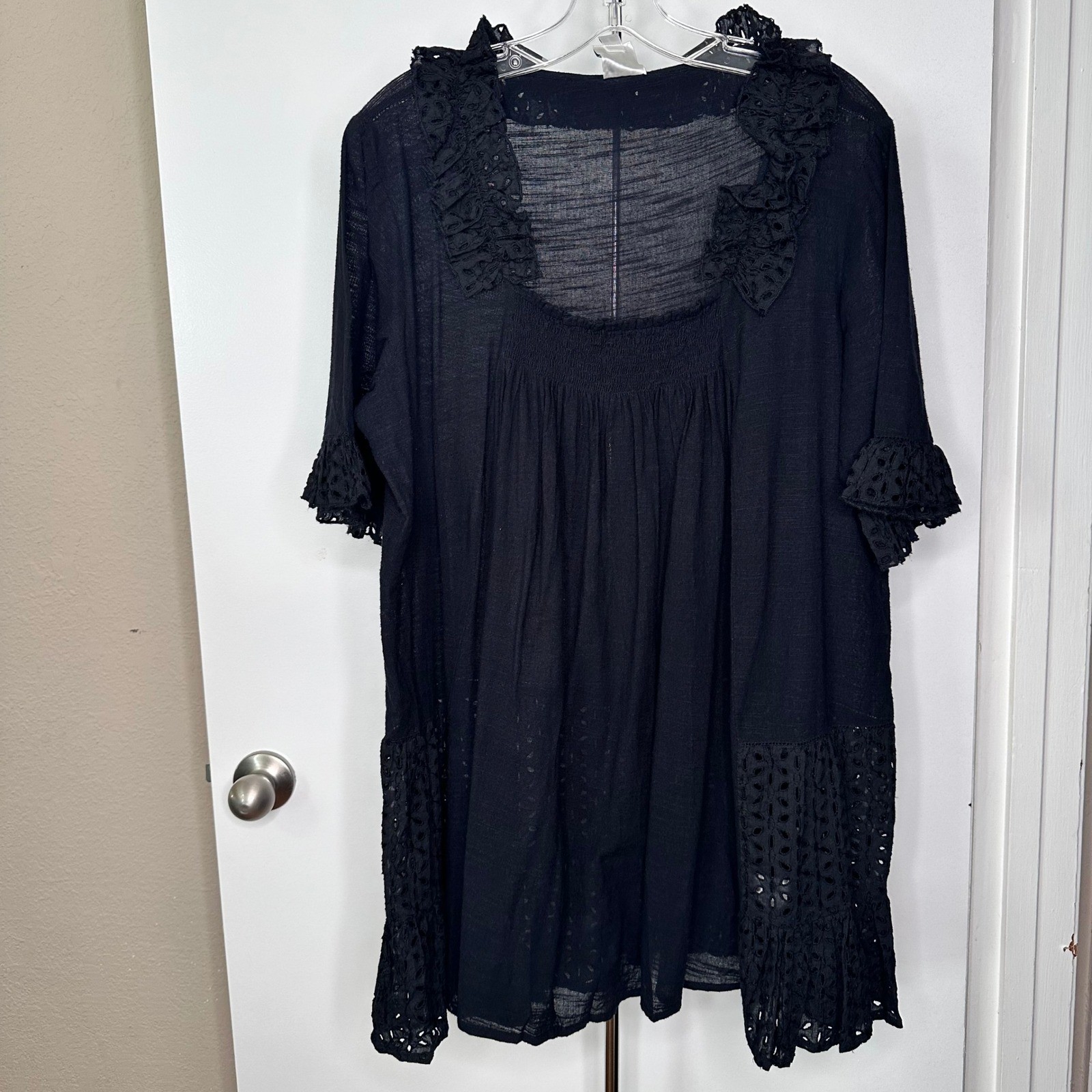 Ivy Jane Womens Black Eyelet Lace Trim Tunic Top Short Sleeve Smocked Large