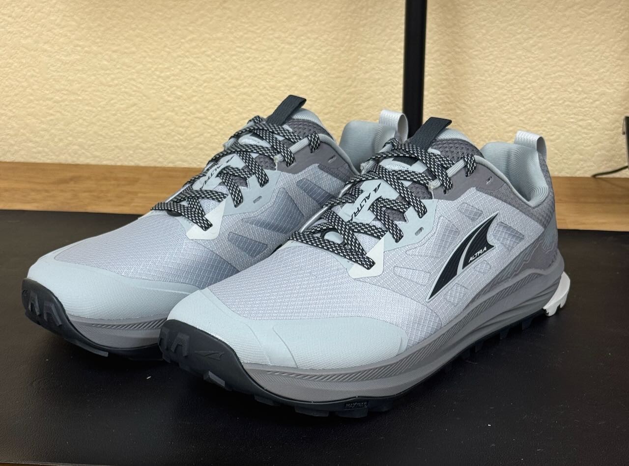 Altra Lone Peak 9 | Size 10M Men’s Trail Running Shoe Gray