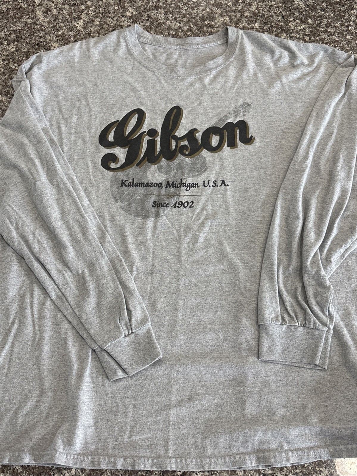 Gibson Guitar Long Sleeve Shirt XXL Gray Kalamazoo Michigan Since 1902