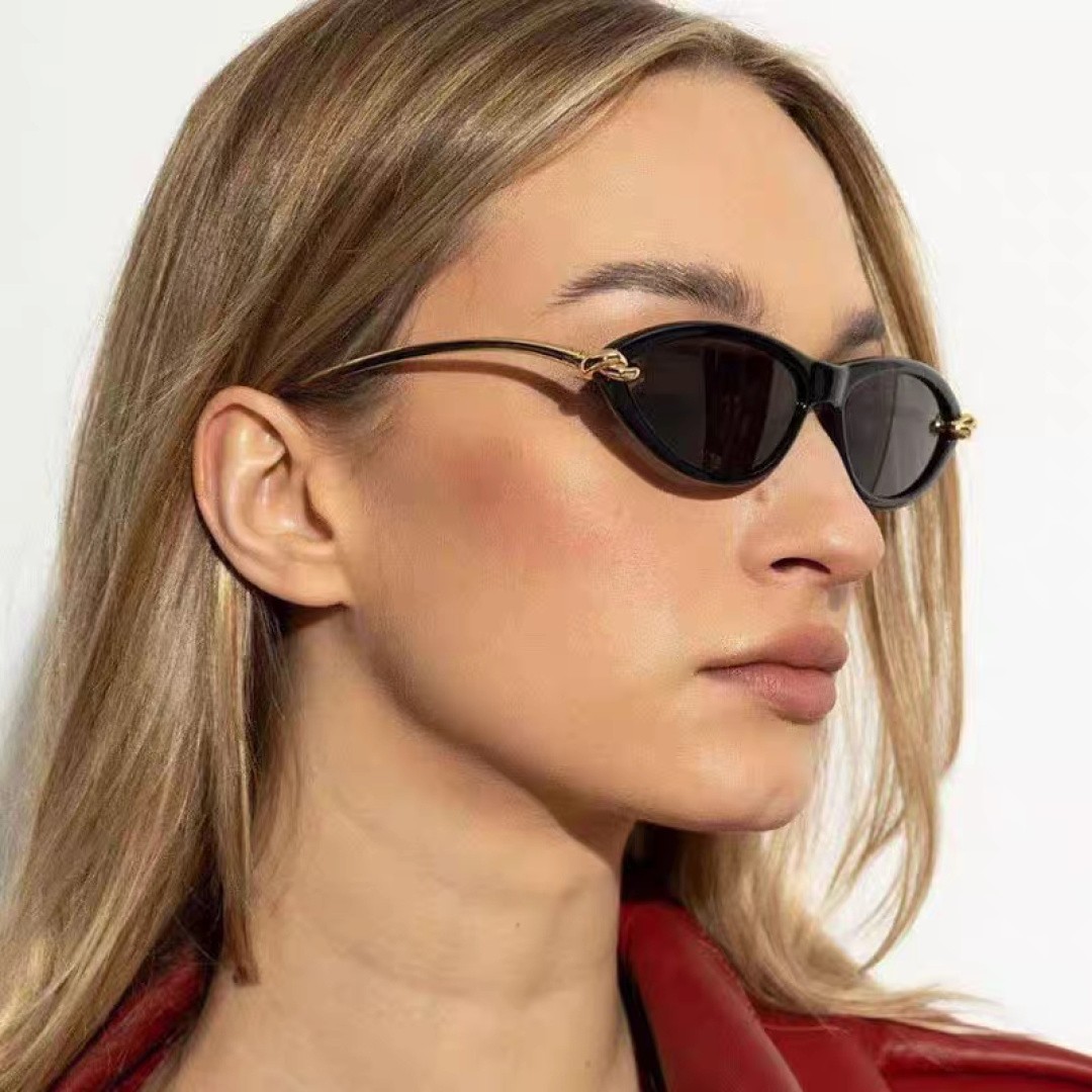 Bottega Veneta Women’s Sunglasses Model BV1390