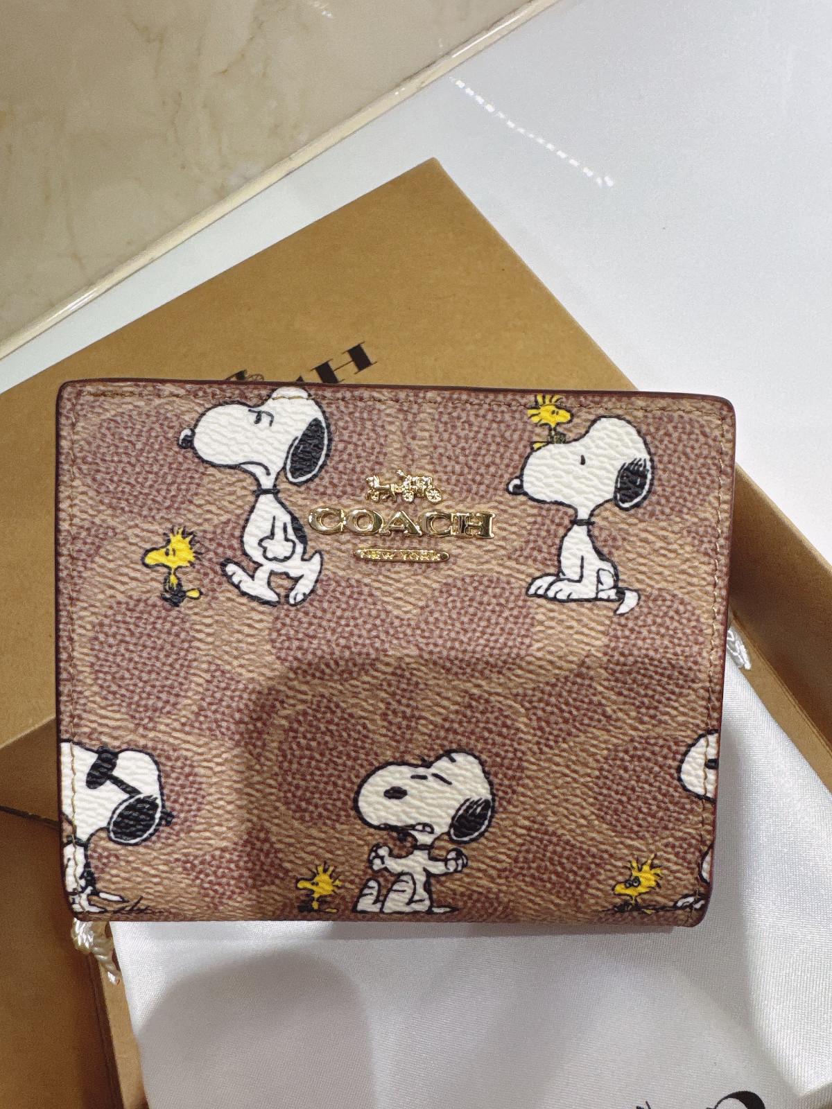 NWT Coach X Peanuts Snap Wallet With Lucy/Charlie Brown/Linus CBN89/CBN90/CBN91