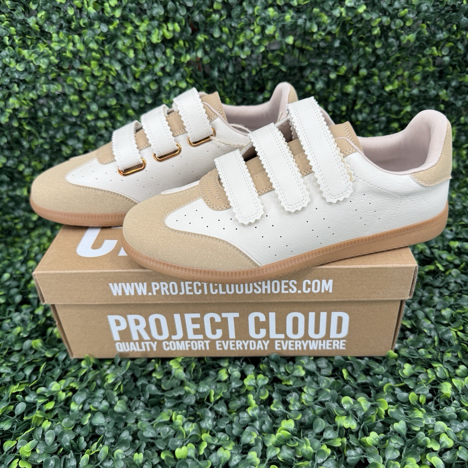 Project Cloud Eco-Leather Womens 9M Nude Ysabelle Trendy Sneakers Memory Foam