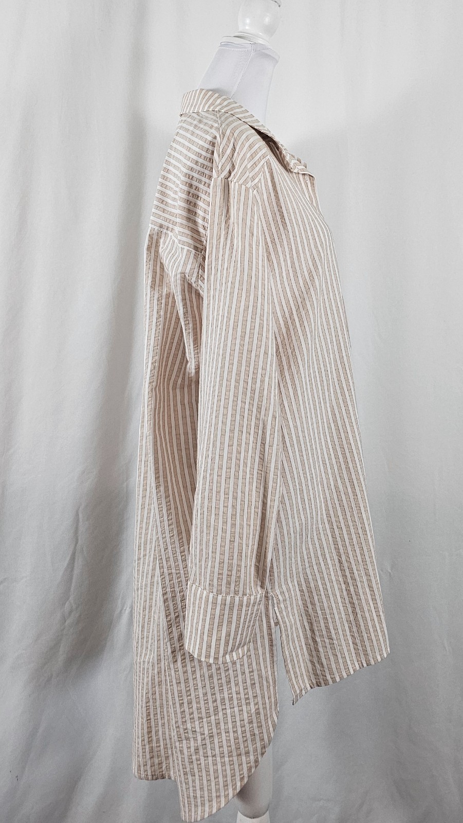 Anthropologie Womens Button Down Long Shirt Tan White Red Stripes Size Large