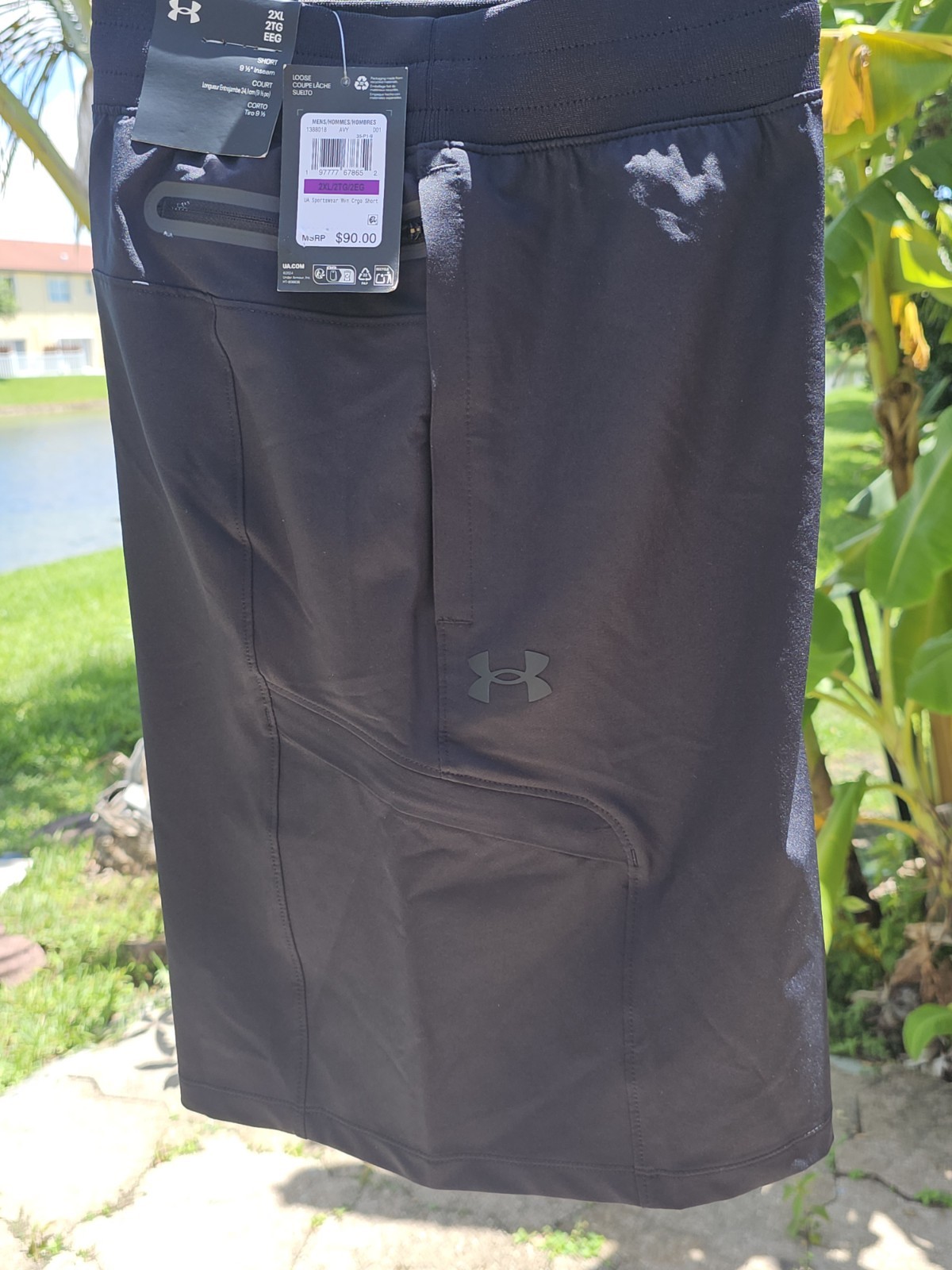 Men’s Size 2XLUnder Armour Sportswear Men’s Woven Cargo Shorts 1388018 001 Black