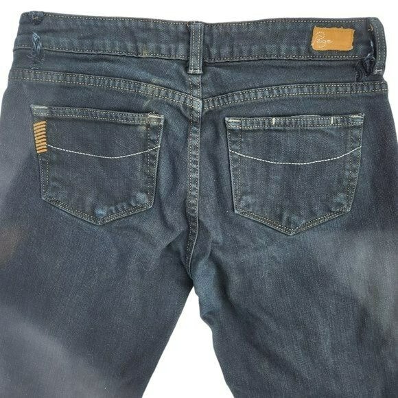 Paige Premium Denim “Blue Heights” Jeans Low Rise Straight Leg Style 0255-0001