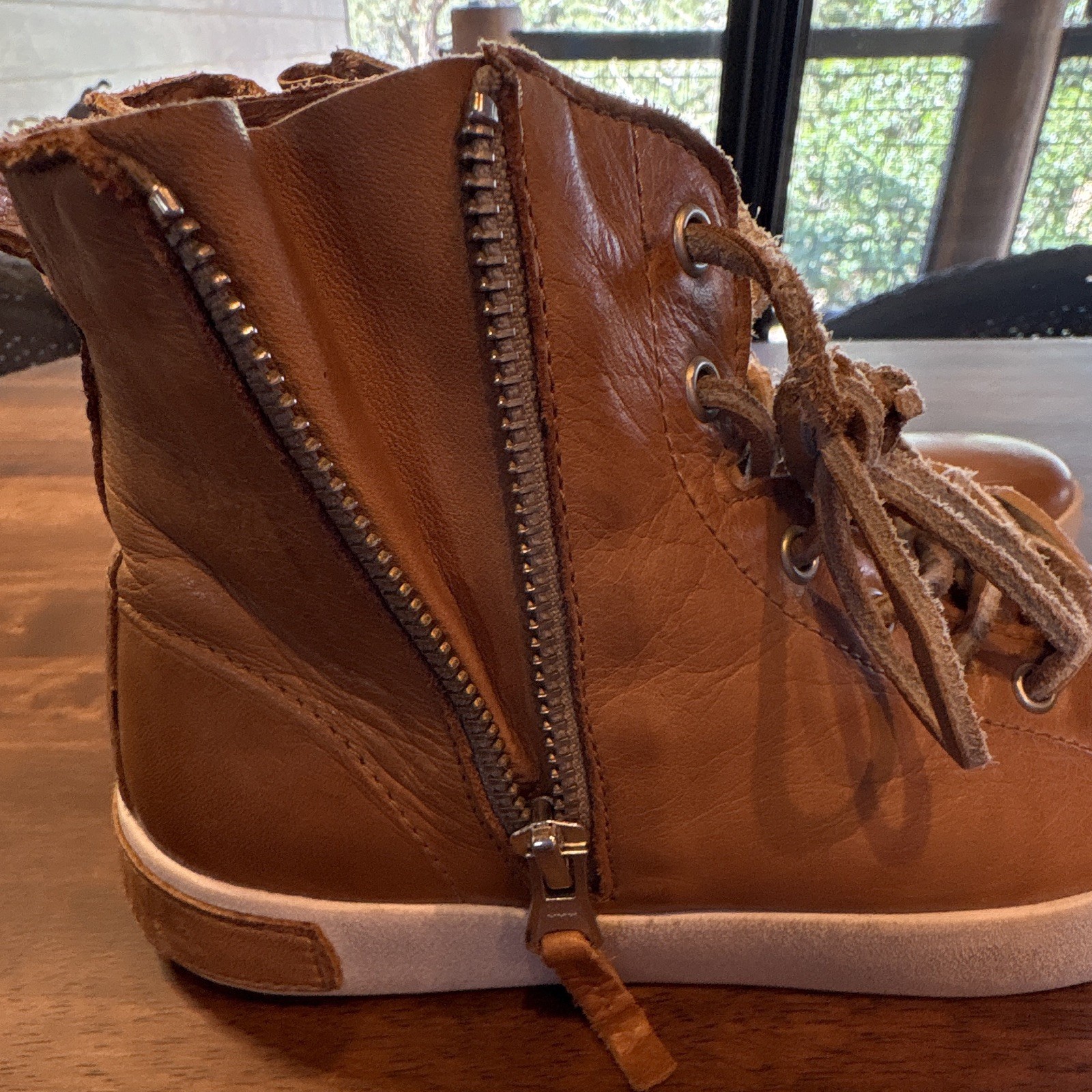 Blackstone Women’s Brown Leather Lace-Up High Top Sneaker Size 36 US 6
