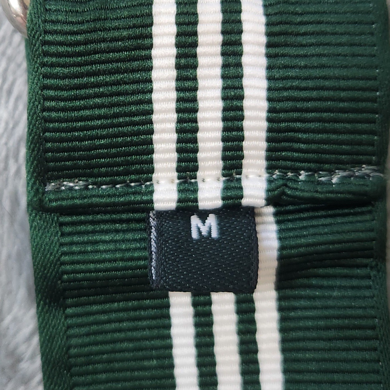 Brooks Brothers Striped Ribbon D-Ring Belt Size M 46”x 1.5″ Green White Golf NEW