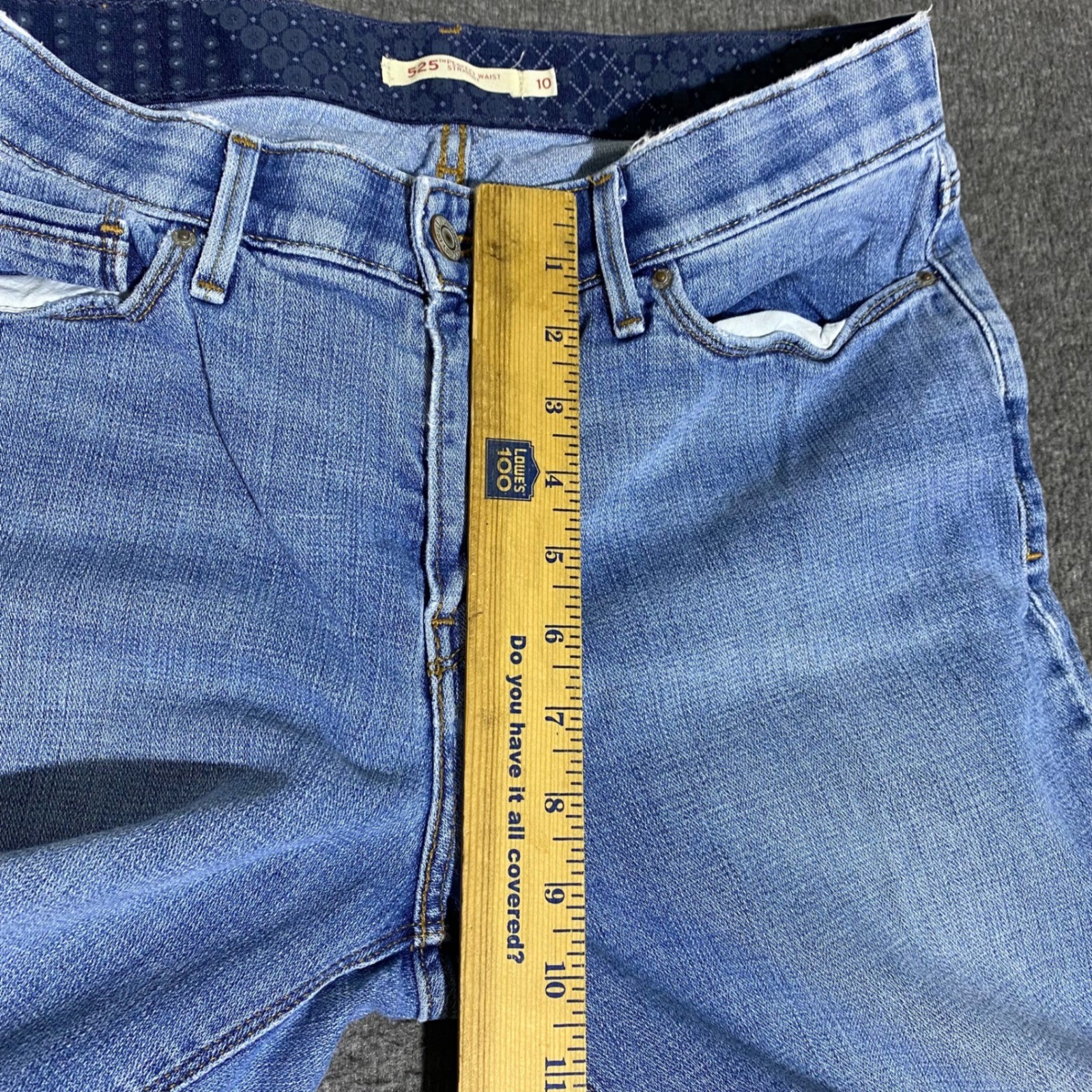 Levi’s 525 Perfect Waist Jeans Womens 10M Light Wash Blue Denim 30×31 Boho Prep