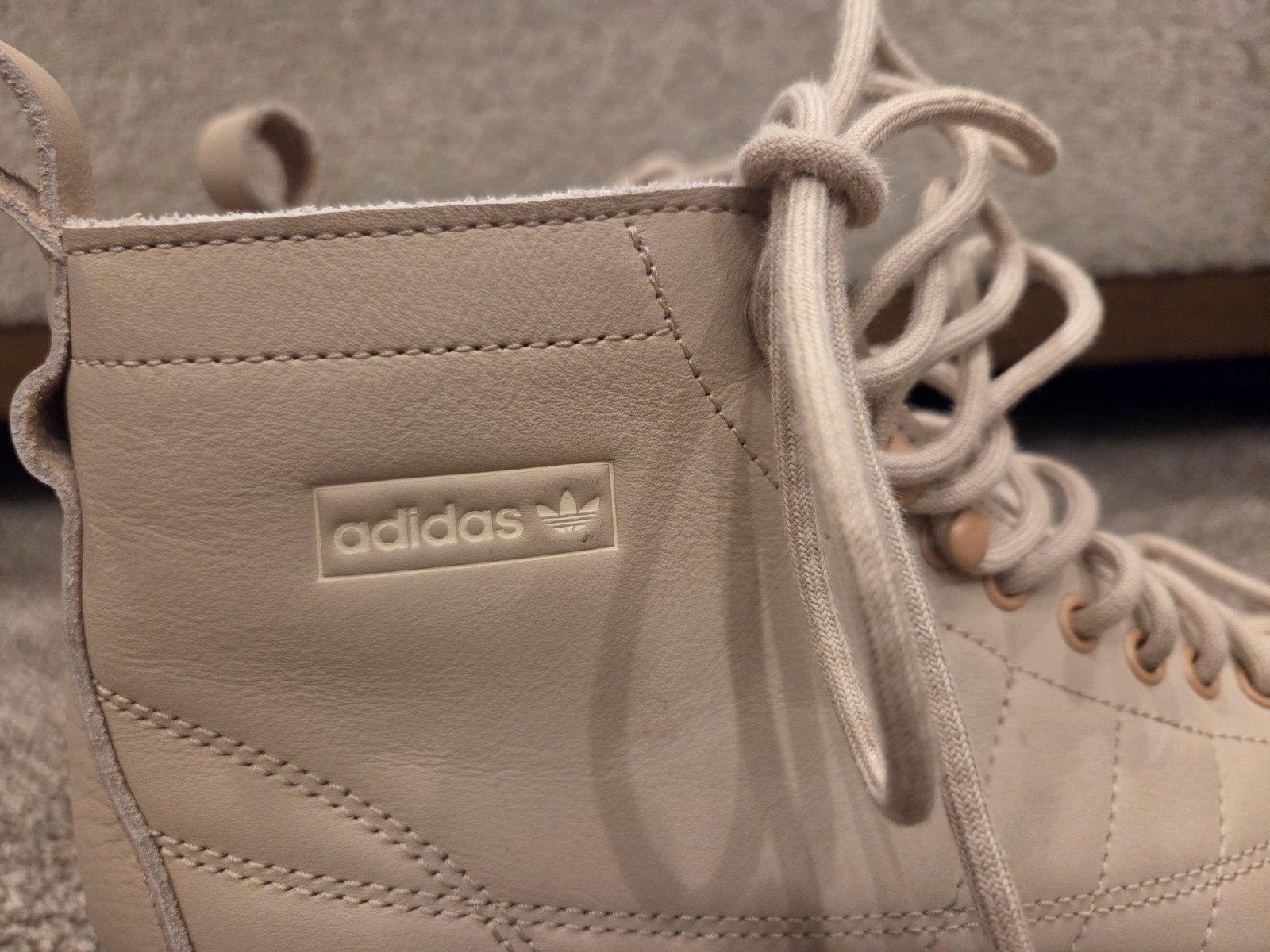 Adidas Superstar FZ3837 Boots Womens US 6.5 Pale Nude Leather Fleece Lined Ankle