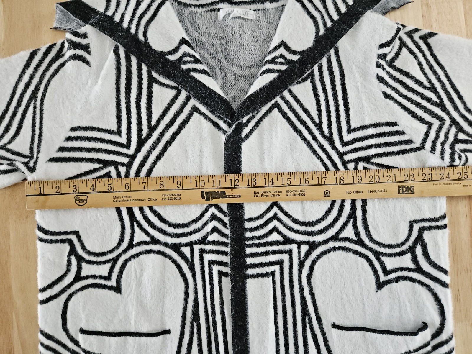 LOVE + LUXE Long Cardigan Black + White Fuzzy Eyelash Knit Women’s XL NWOT