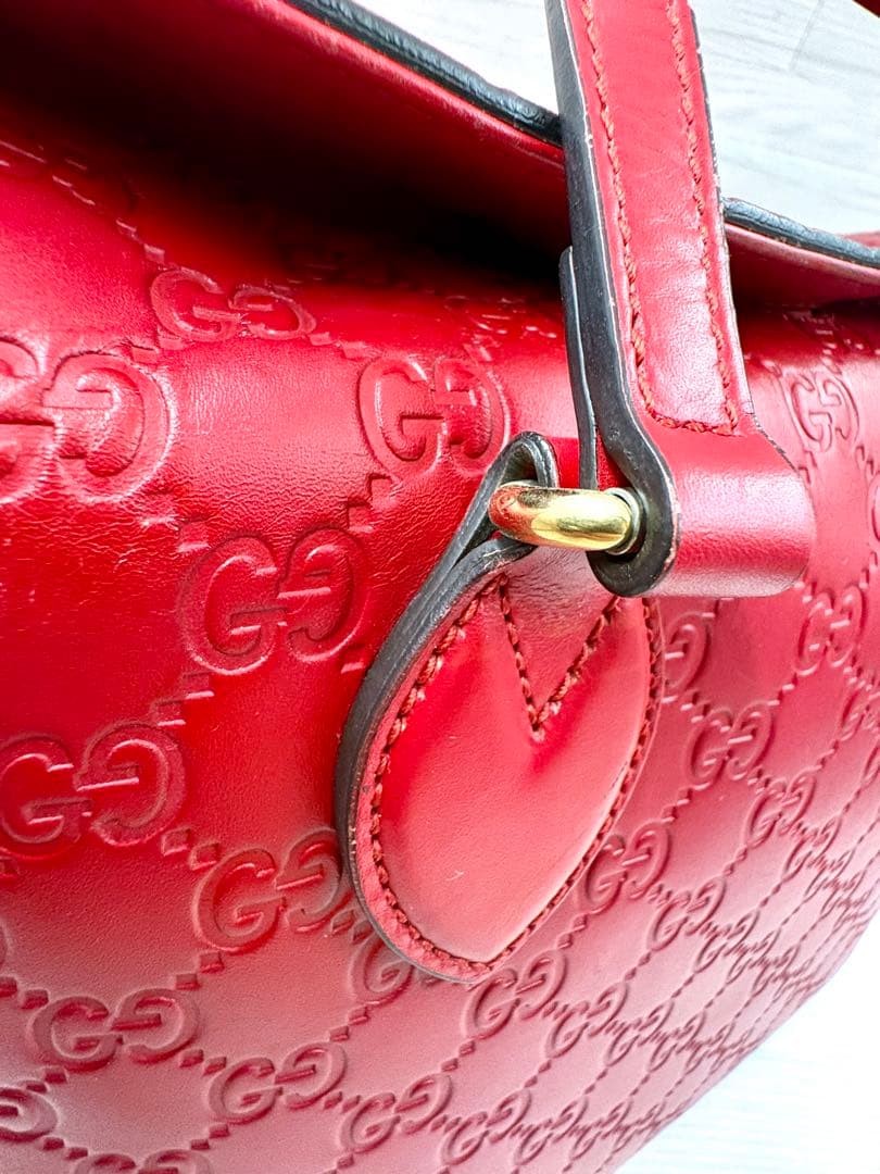 GUCCI Shoulder Bag Guccissima Red Leather Size: W11.4xH9.8 in. Strap: 43.3″