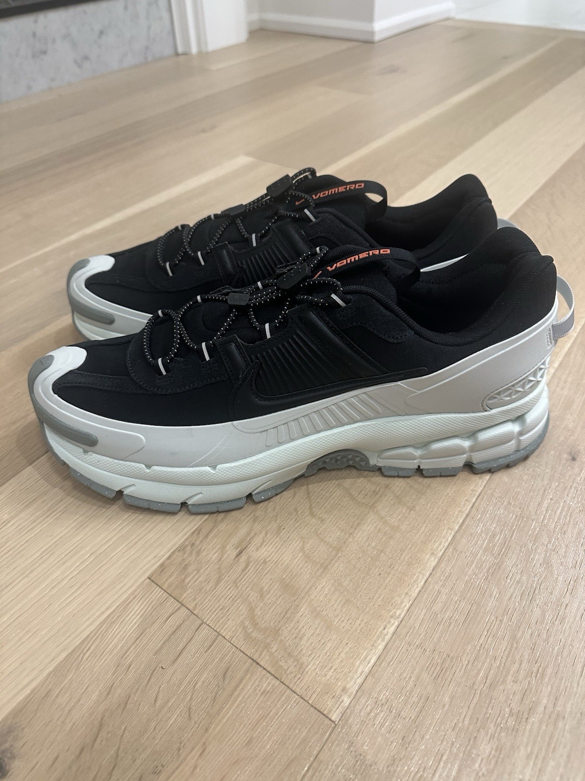 NIKE ZOOM VOMERO ROAM Black/ Black- Light Silver Men’s Size 14