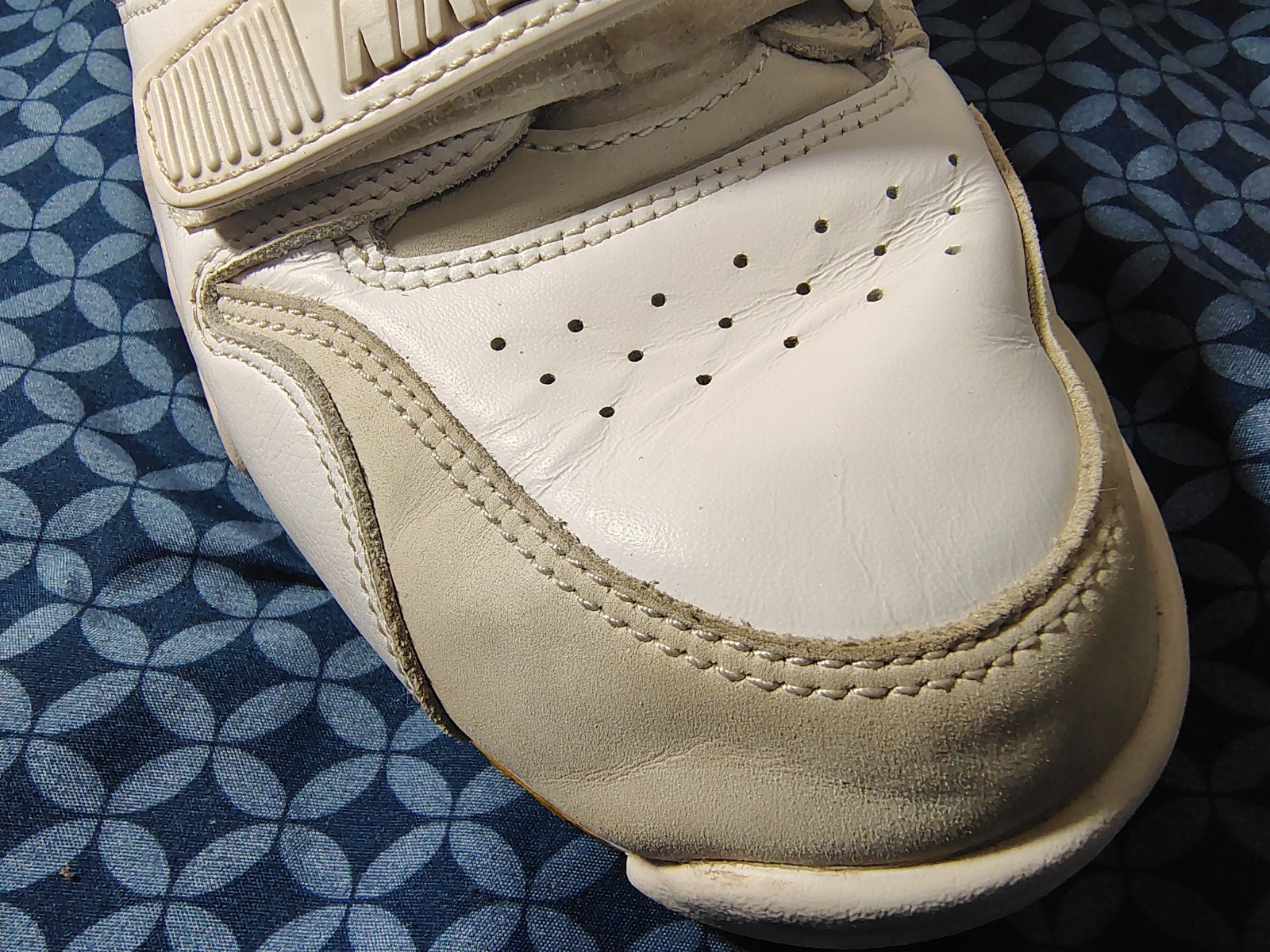 Nike Air Trainer 1 CFP Pack Mid Top Lace Up Strap Leather White/Gold FJ6196-100