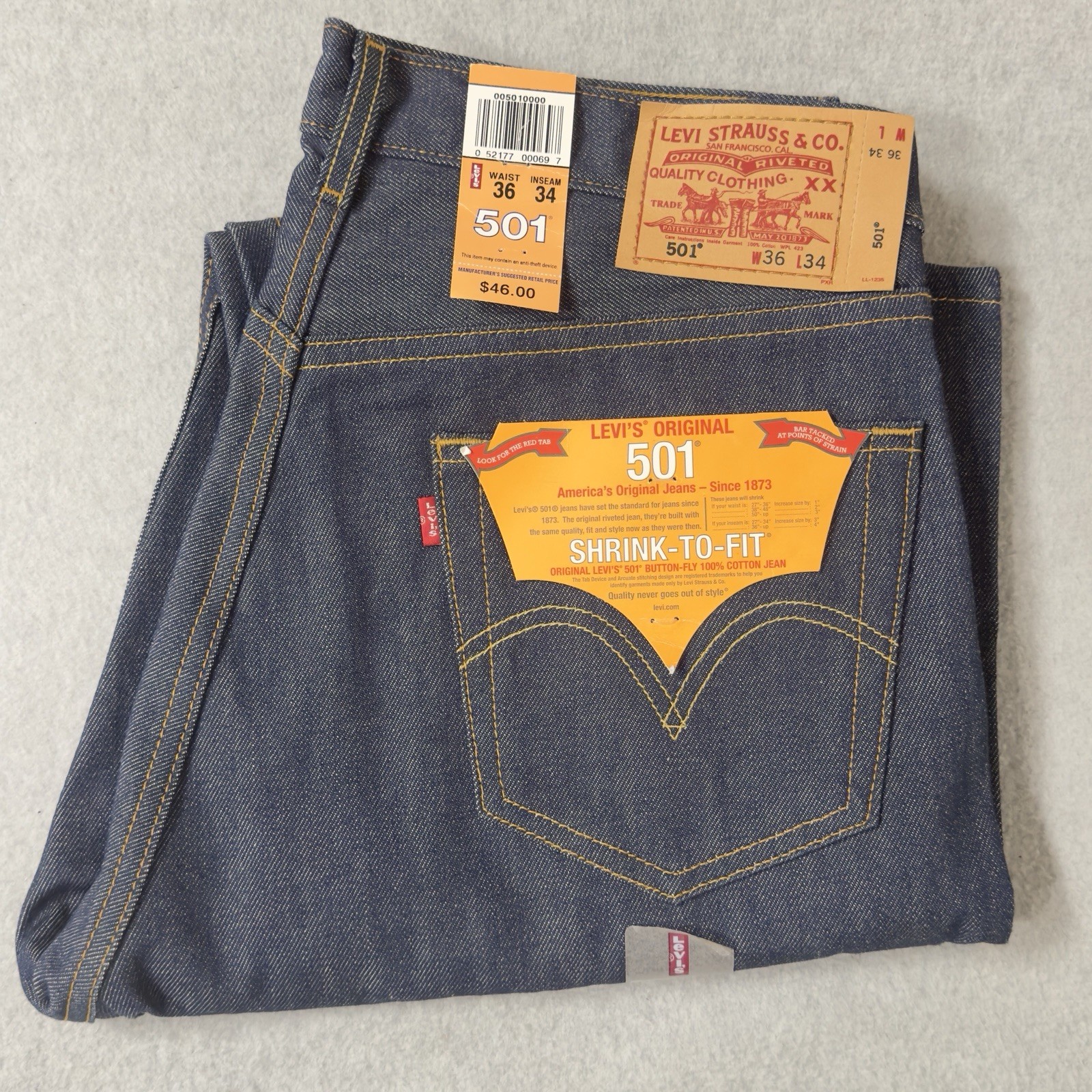 Vintage 2002 Levi’s 501 36W X 32L Original Fit Shrink-To-Fit Jeans Dark Blue