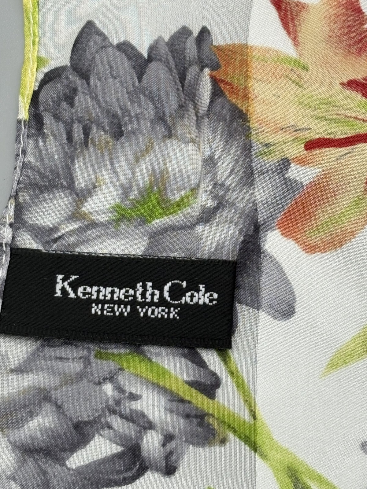 Kenneth Cole Handkerchief Floral Design New York 20″ x 19.5″ All Silk Womens