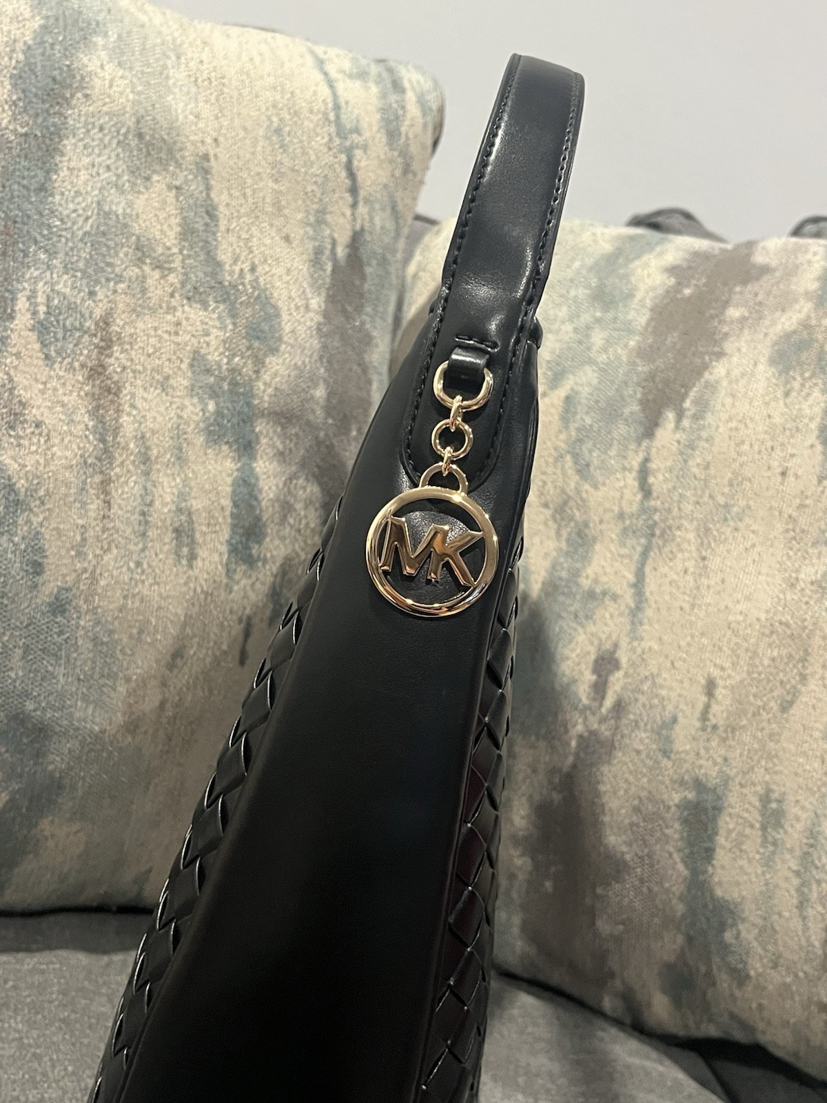 Black MICHAEL KORS Nayla Medium Hobo Woven Shoulder Bag NWT