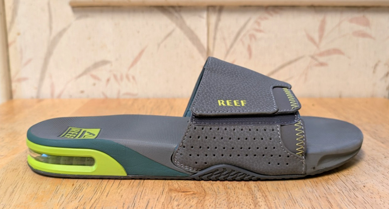 Reef Fanning Men’s Grey Volt Airbag Bottle Opener Slides Sandals Size 10