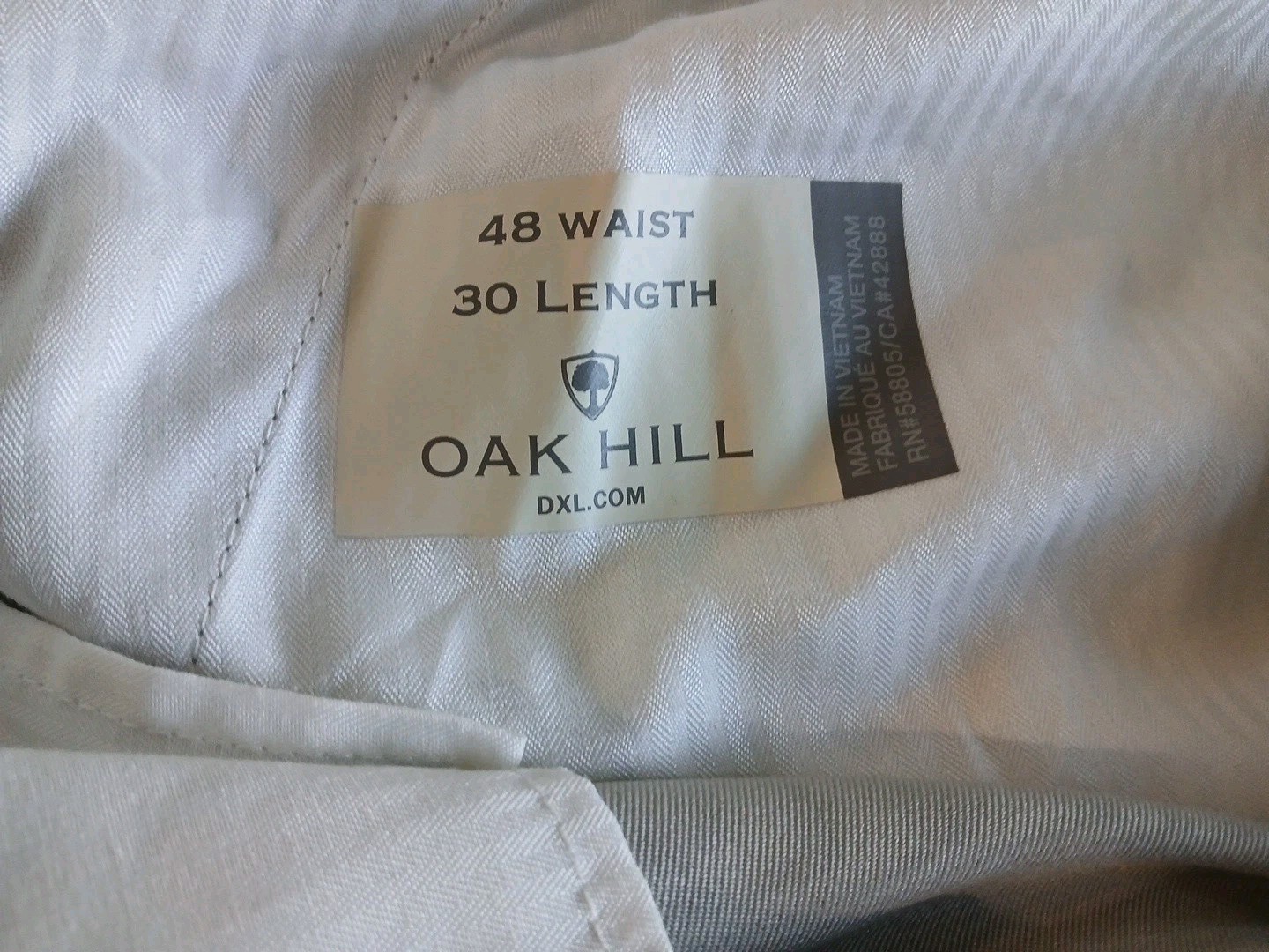 OAK HILL MEN’S CHINO PANTS IN SIZE 48X30 CREAM COLOR