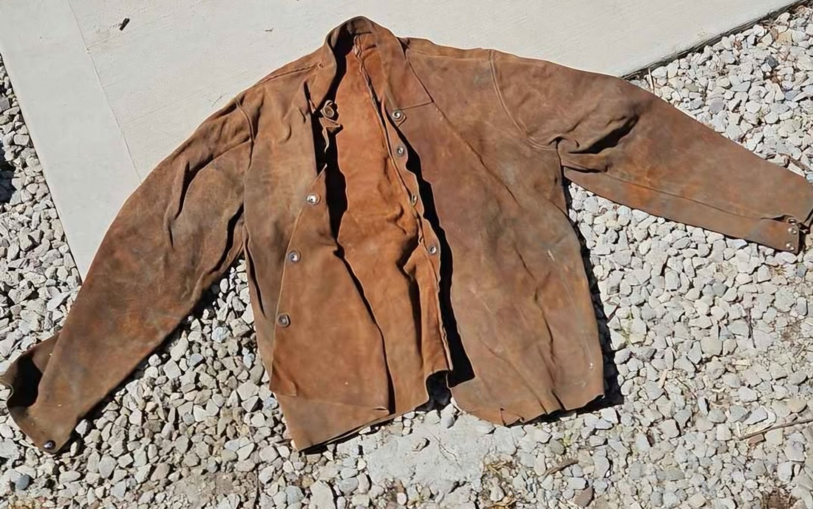 Men’s Brown Leather Overcoat Mid-Length Button Front Spread Collar Solid L
