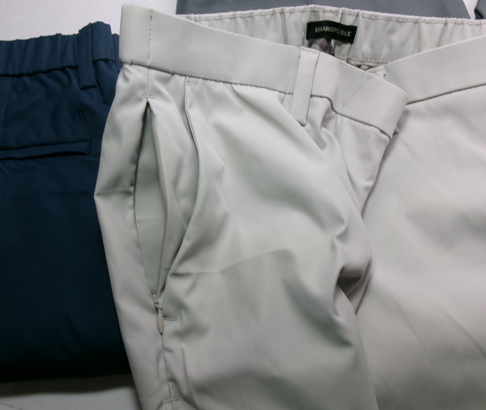 Banana Republic Commuter Flex Pant Gray Blue or Tan Athletic Fit Comfort Waist