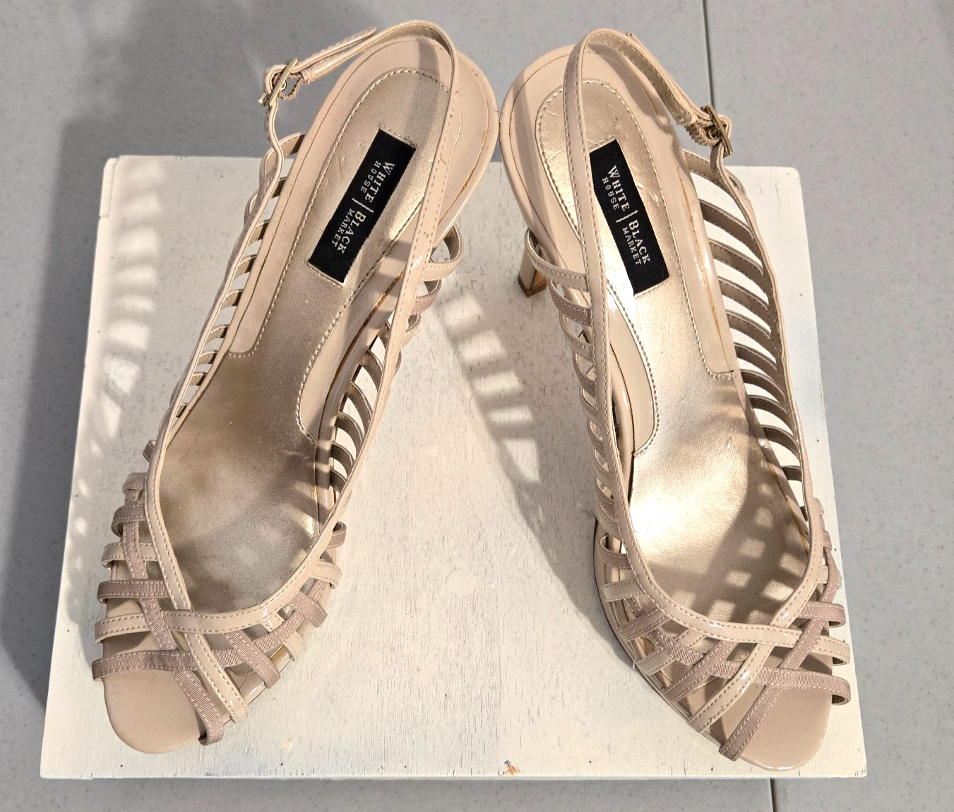 White House Black Market Gena Beige & Nude strappy slingback Heels 8.5