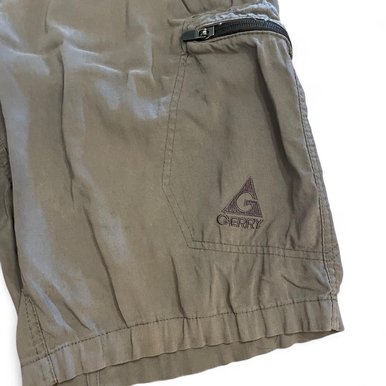 Gerry’s gray khaki shorts size 32 #gerrys #khaki
