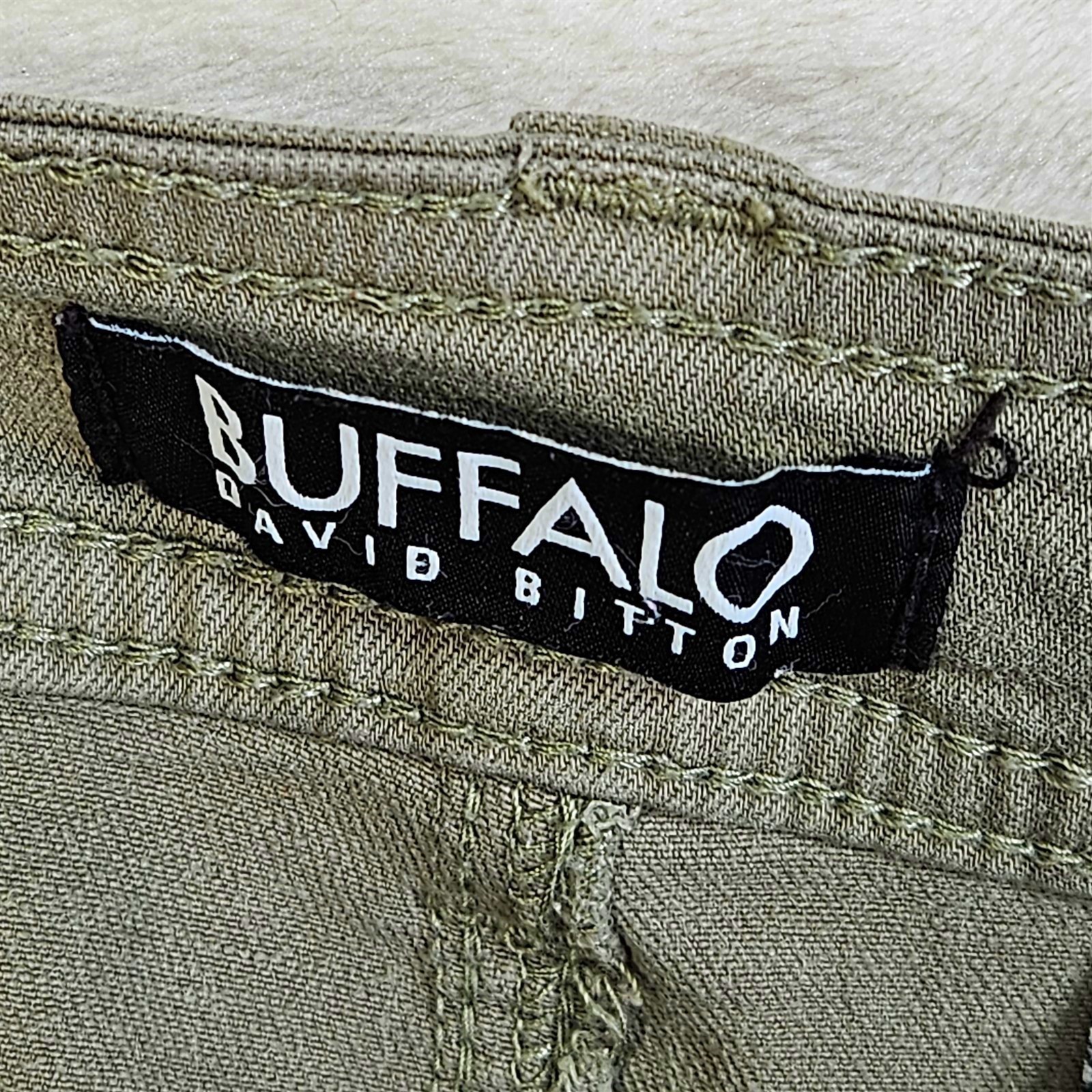 Buffalo David Bitton Crop Pants Women Size 10 Patch Pockets Stretch Green