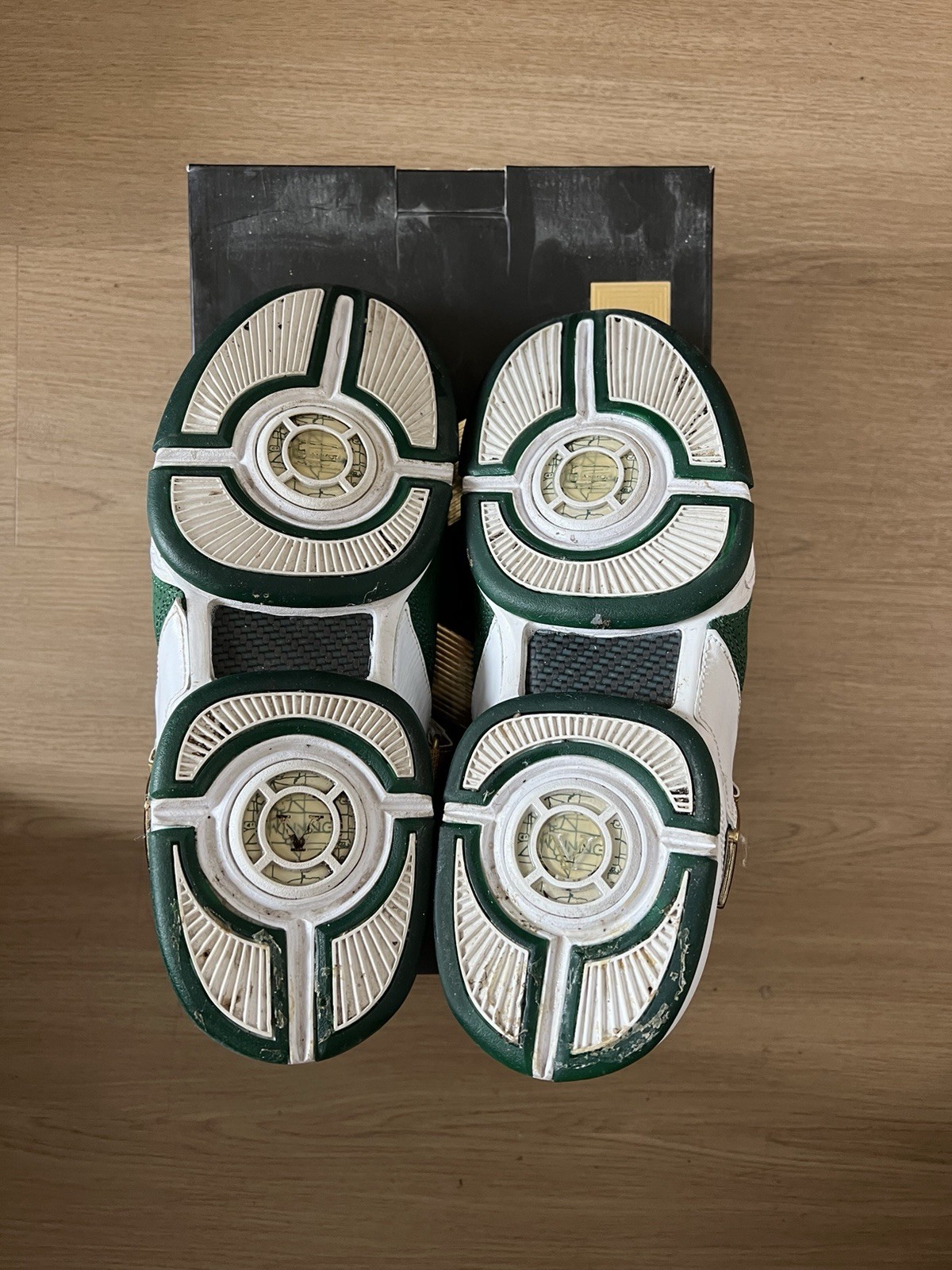 Nike Zoom LeBron 5 Gorge Green Metallic Gold Size 11