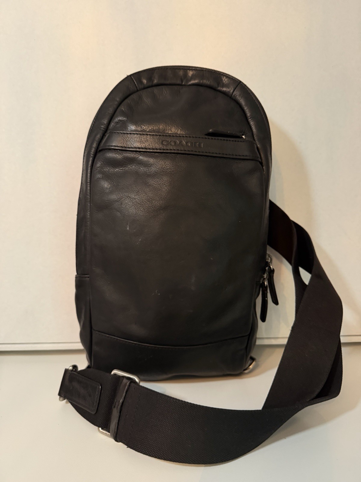 Authentic Coach Camden Black Leather Sling Pack, Strap Adjustable – F71344