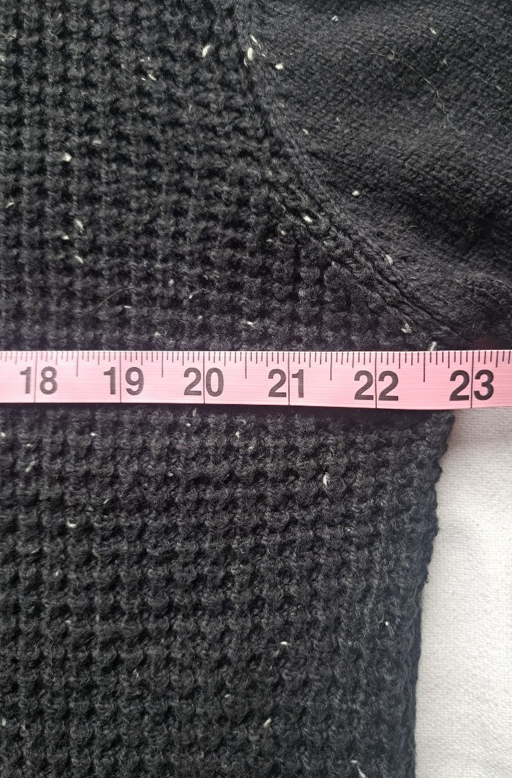 True Rock Men’s Black Textured Knit Sweater Mock Neck 3-Button Placket Size L/XL