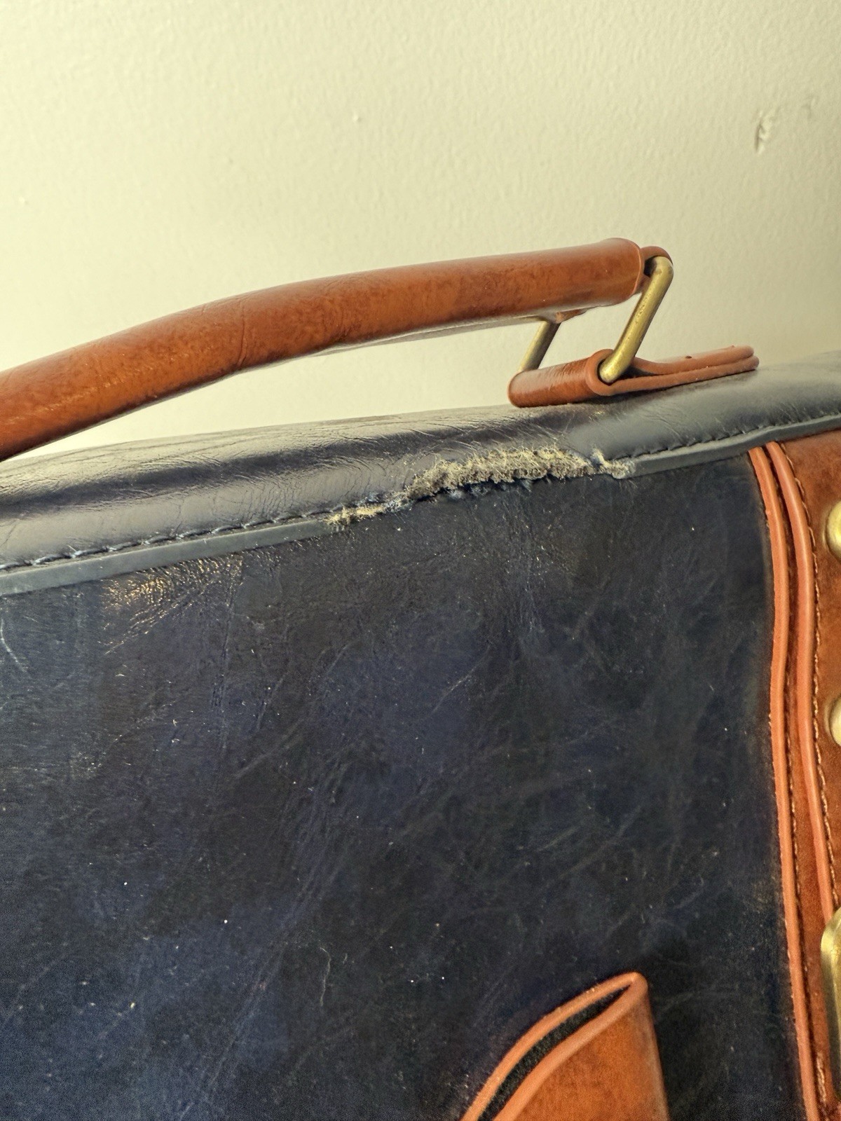Ecosusi Faux Leather 2 Tone Dark Navy Blue Brown Messenger Bag with Bow & Handle