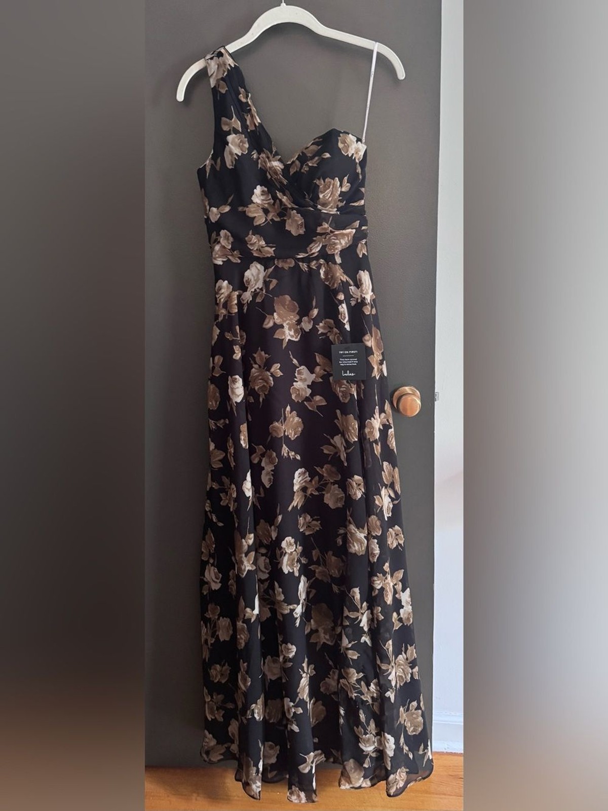 Lulu’s Fashionably Refined Black Floral Print One-Shoulder Maxi Dress XS New