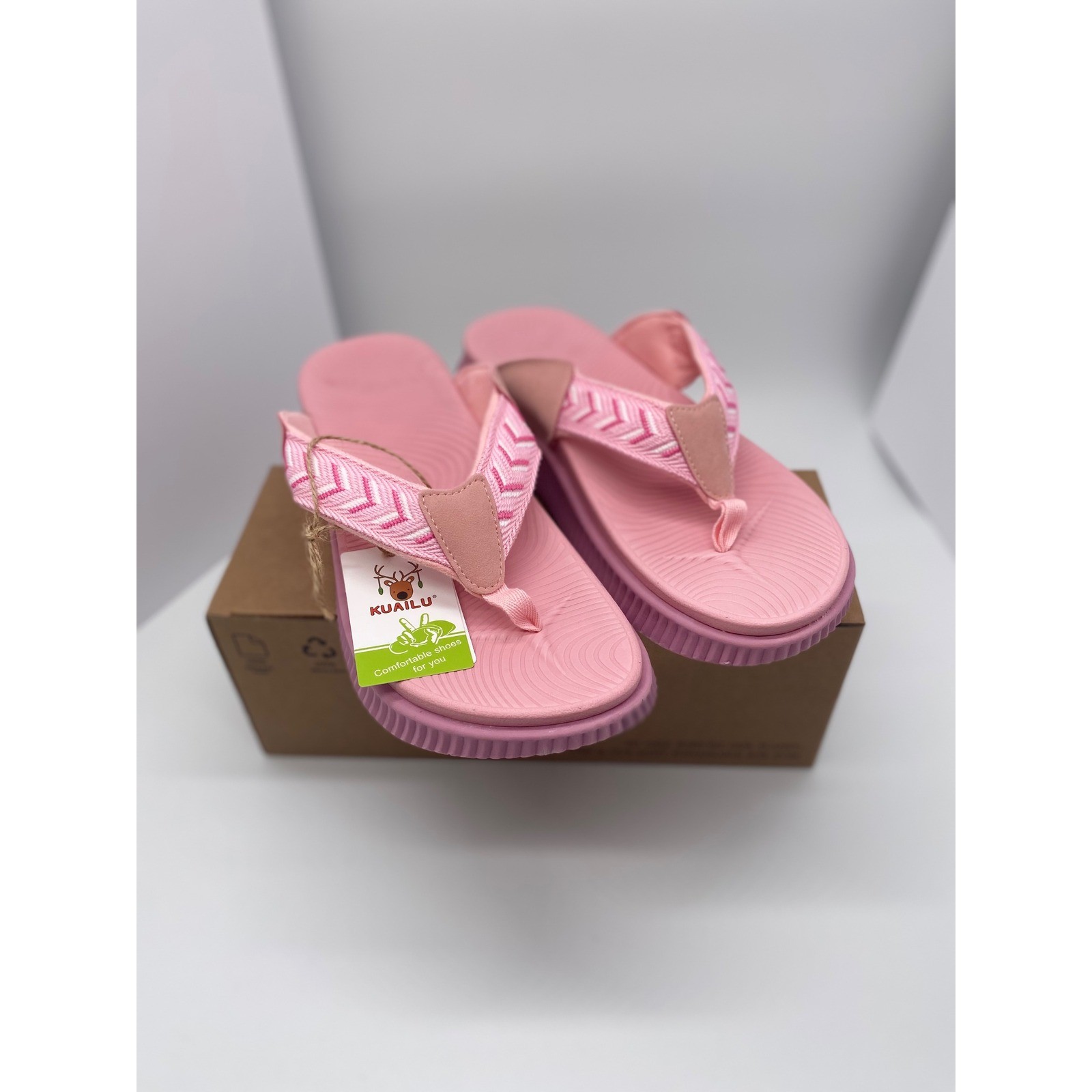 Kuailu Womens Orthopedic Flip Flops Pink Arch Support Recovery Sandals 1.7″ Sole