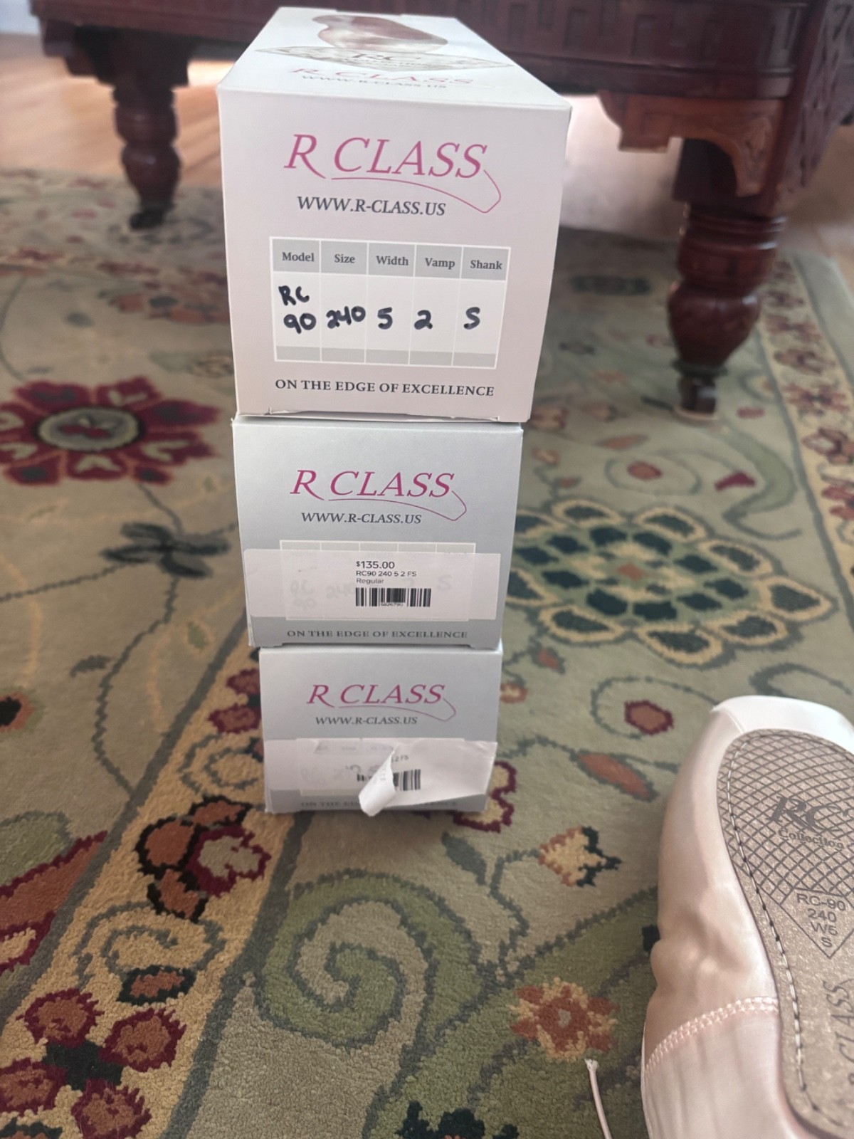 R-Class pointe shoes- RC-90 -3 pairs (size 240, width 5, soft shank)