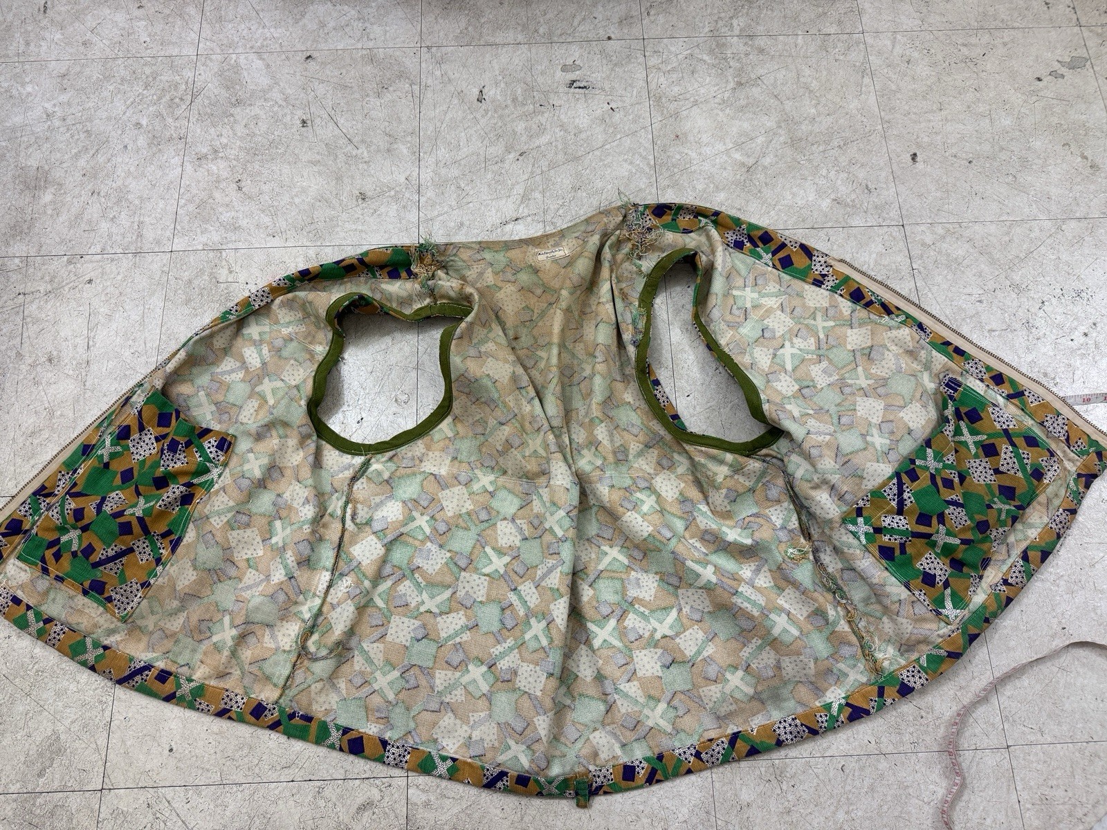 Homemade Hunting Vest 60s 70s Vtg Custom Pockets All Over Print Outdoor XXL