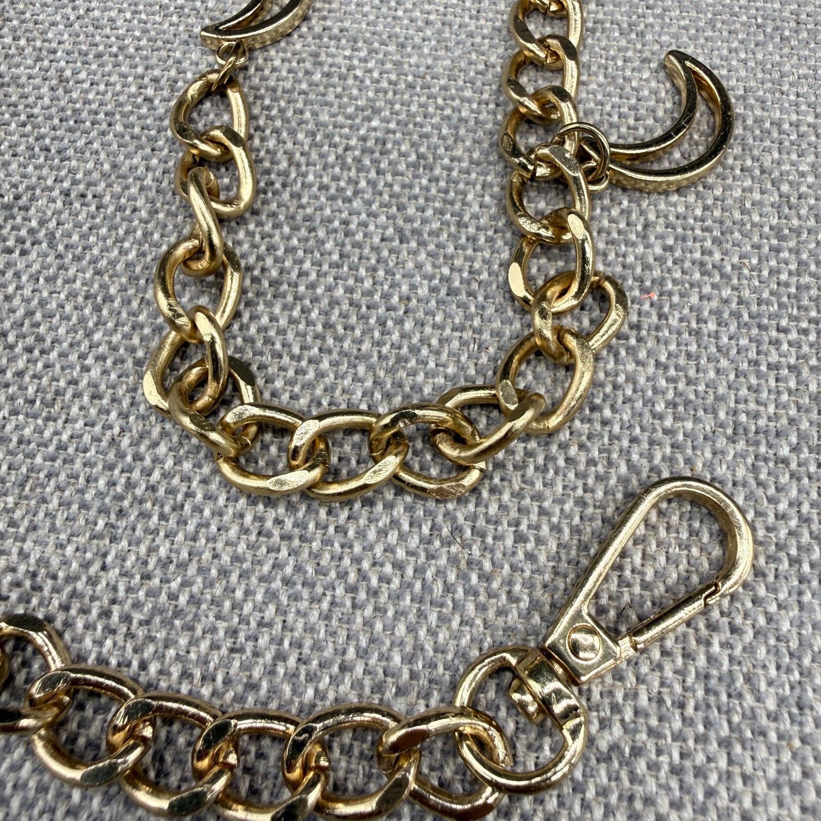 Belt Chain Link Gold Tone Moon and Star Dangles 45 Inches Celestial