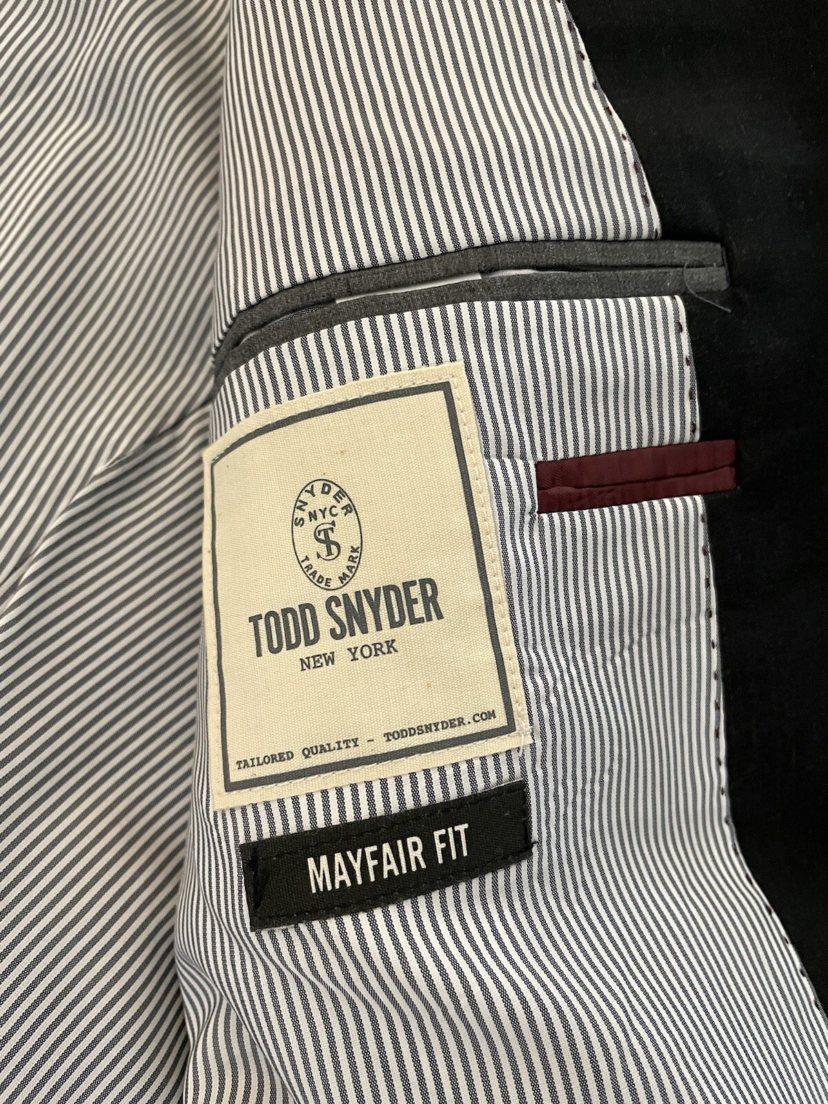 TODD SNYDER Mayfair Fit Stretch Wool Suit Jacket in Charcoal Gray Size 44 R NWT