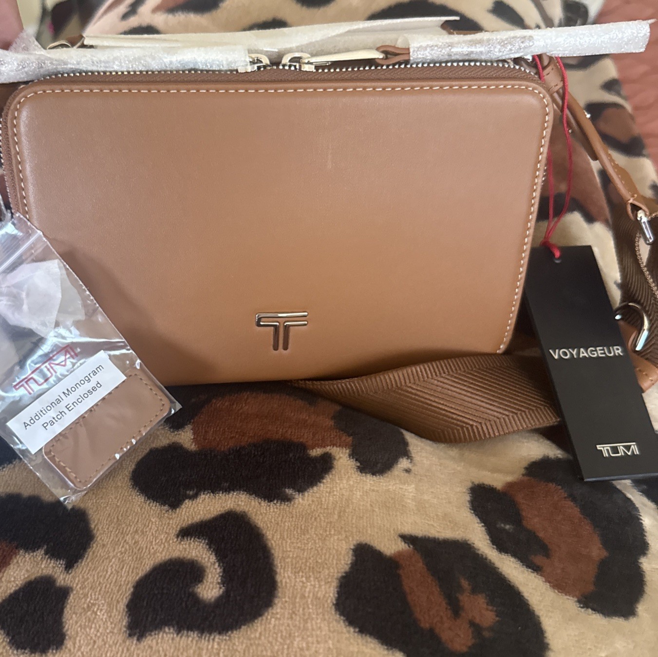 Brand New!Tumi Voyageur Leather Sienna Myla Crossbody Bag Retail $495.00