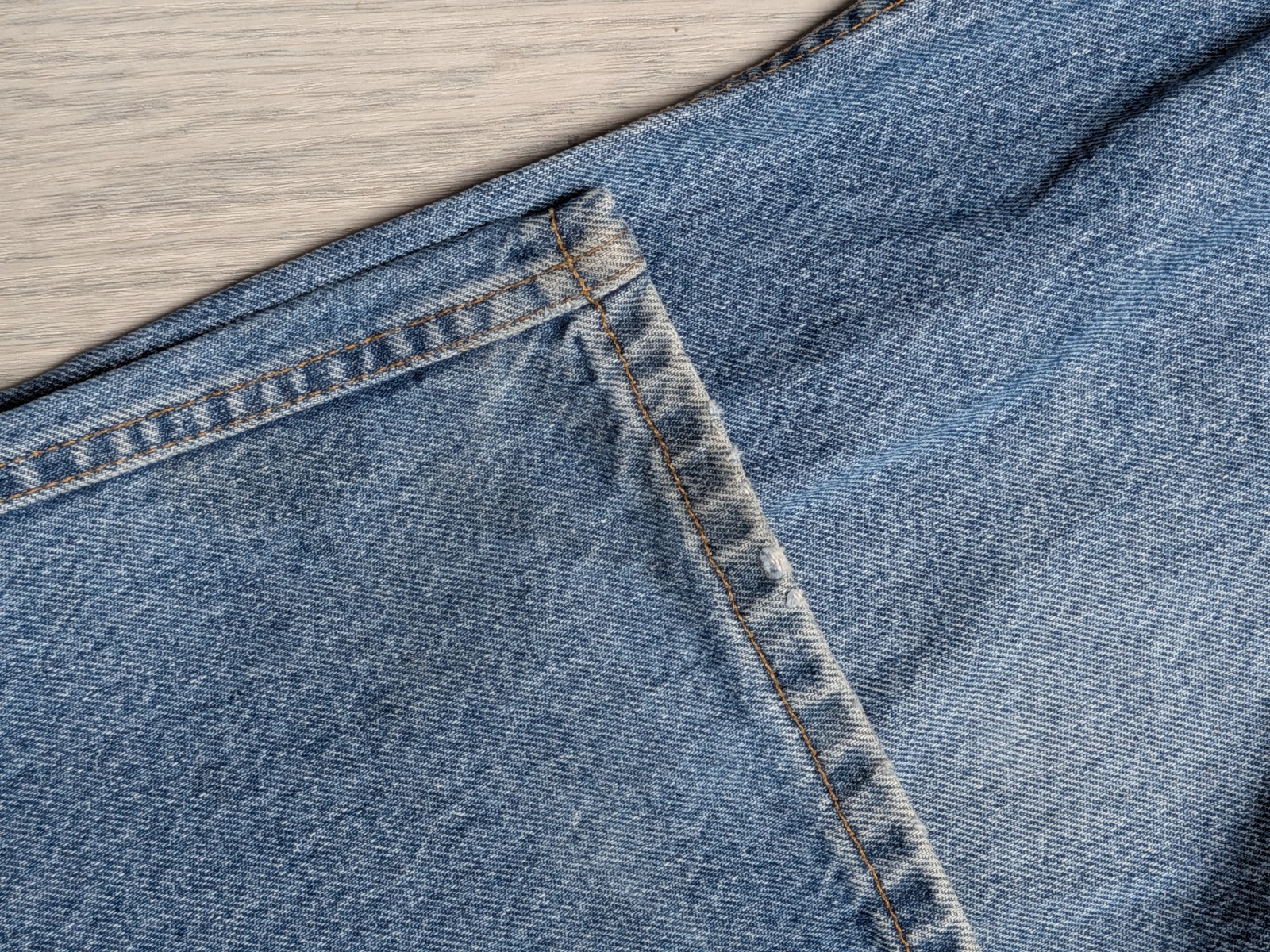 RARE VTG Men’s Jeans Levi 540 2002 MADE IN USA