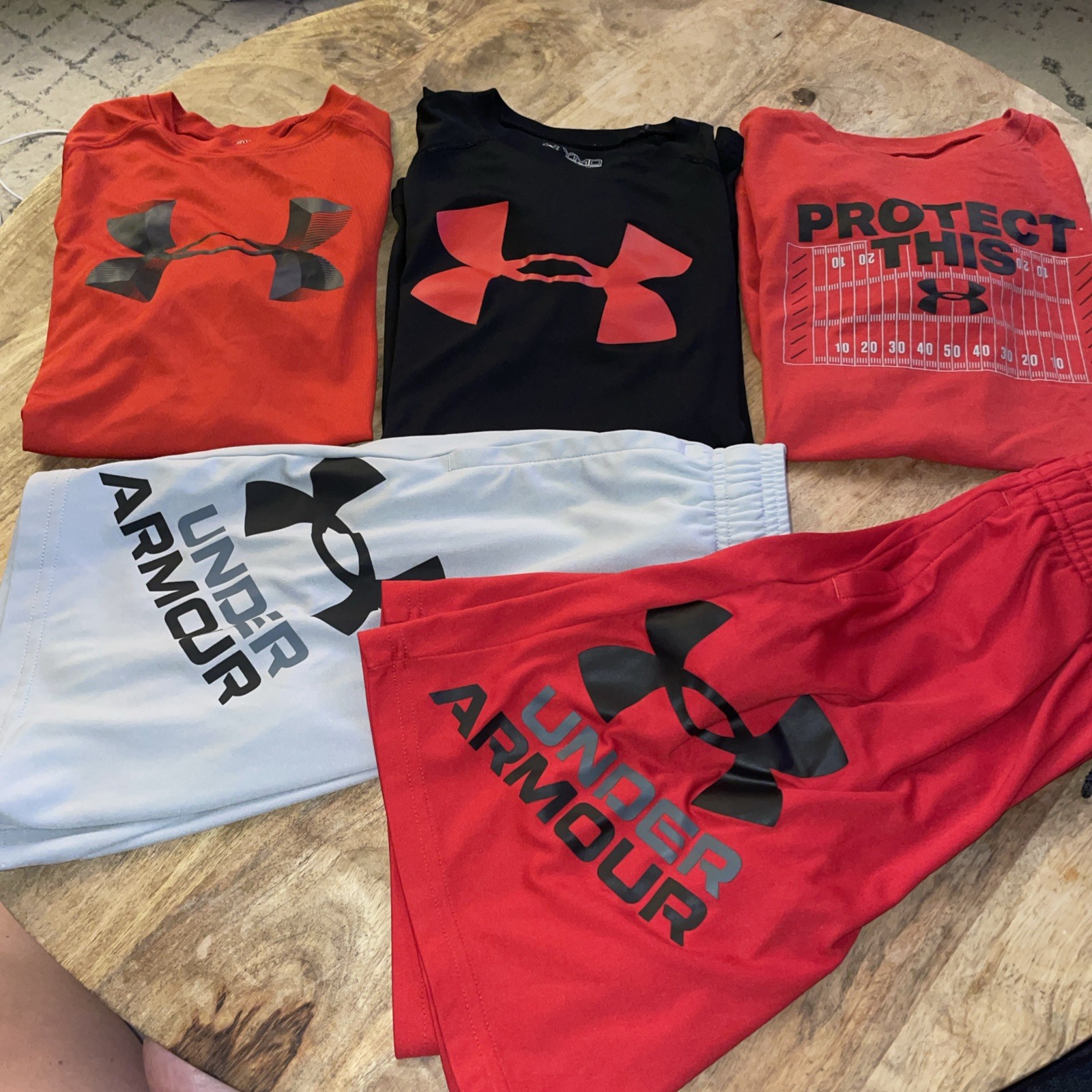 Under Armour Youth Athletic Lot 5 Pieces Shorts & Shirts M Medium 10 12