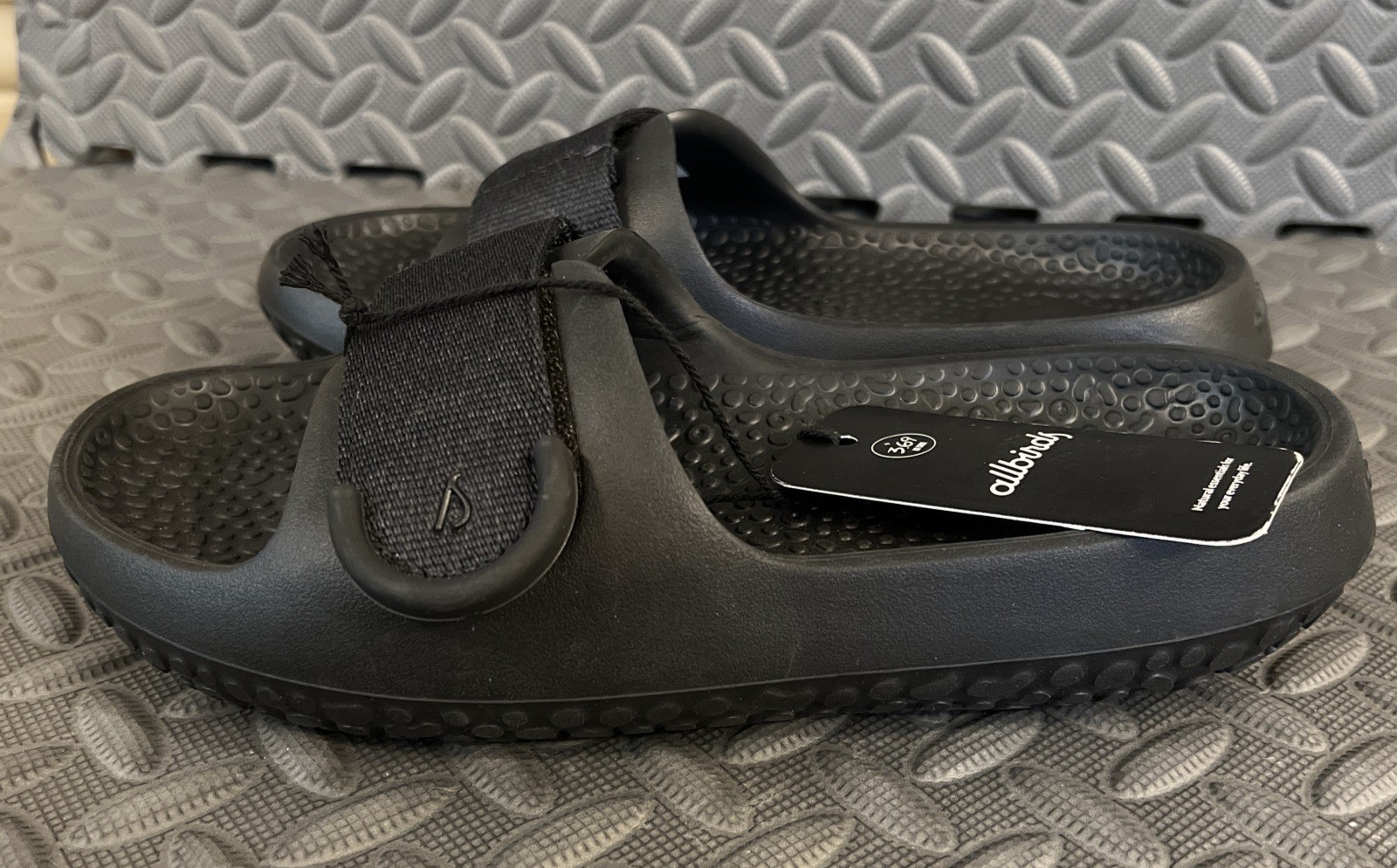 Allbirds Sugar Slider Sugarcane Black Sandals – Women 7 | Men 5 *SHIPS FROM US*