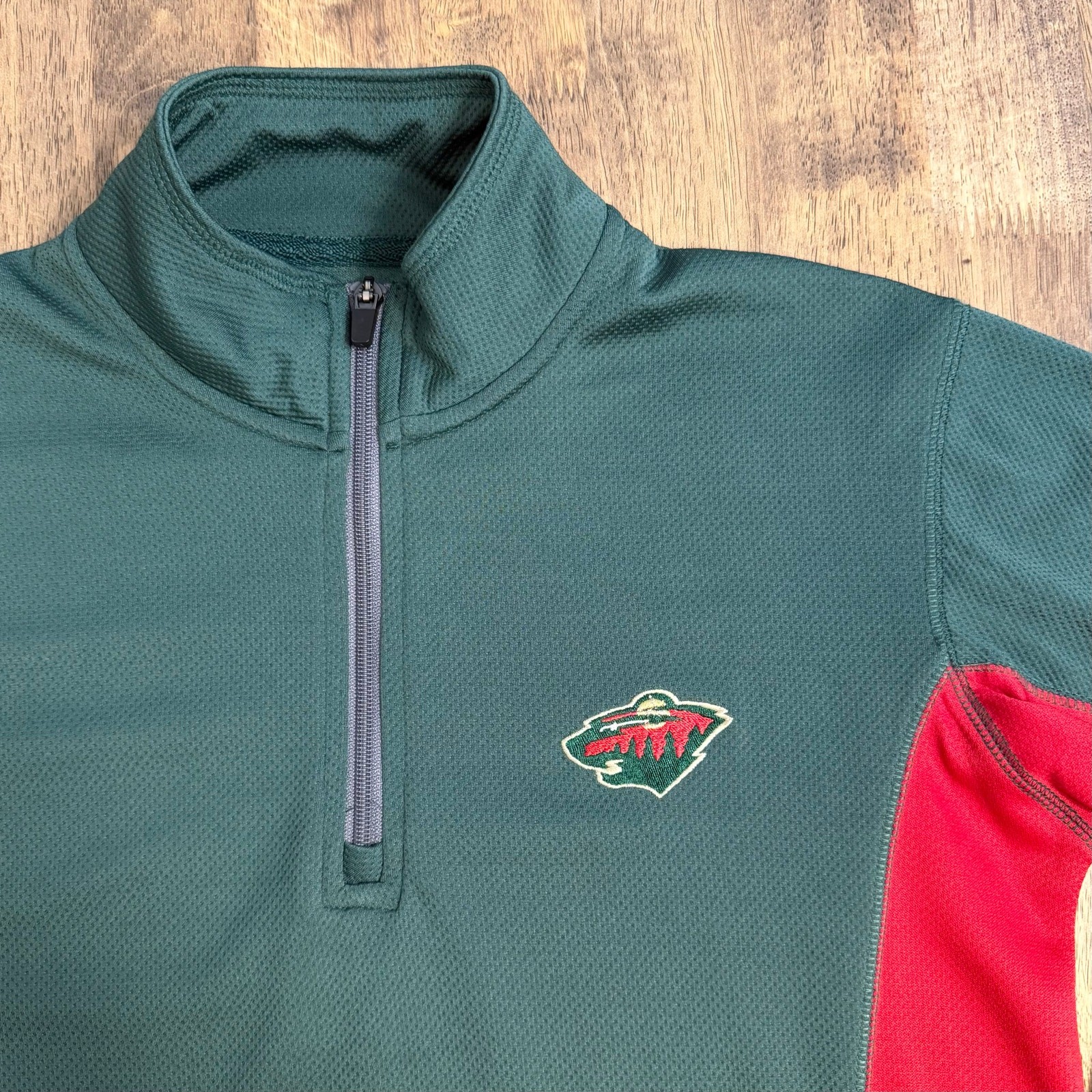 Minnesota Wild Pullover Hockey NHL 1/4 Zip Embroidered Mesh Size Unisex Medium