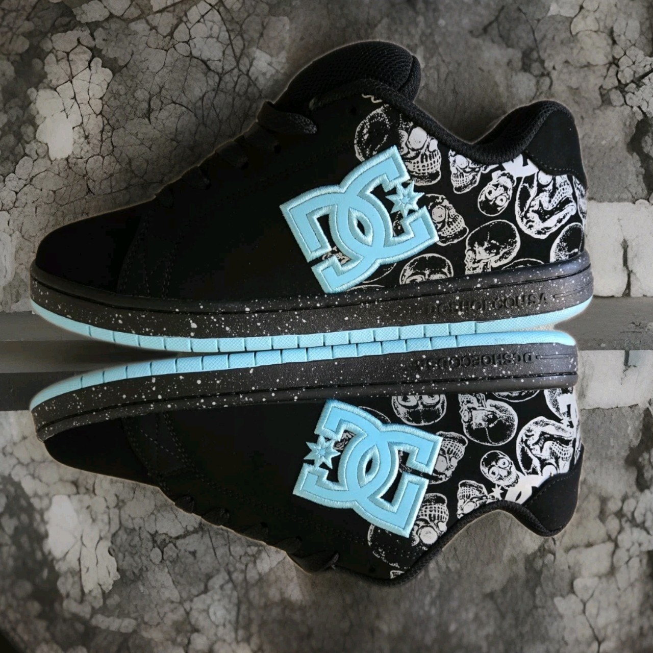 Women’s DC Gaveler – Black/Teal