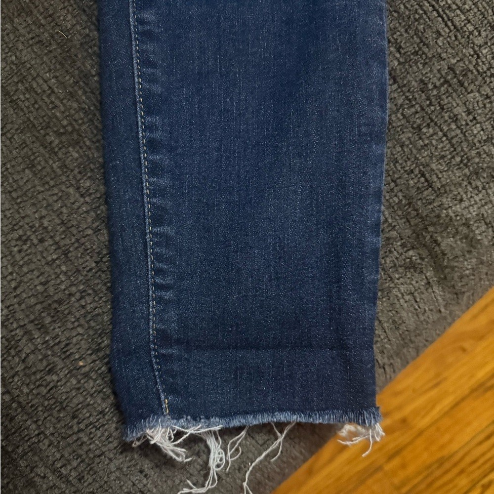 GAP Mid Rise Skinny Jeans Dark Wash Distressed Raw Hem Size 27 4R