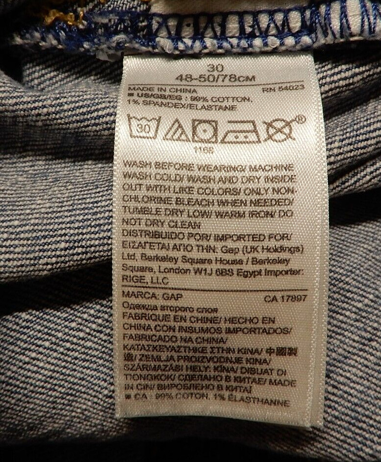 GAP Best Girlfriend Denim Jeans Patches Mid Rise Size 30 Inseam 26.5 in EUC