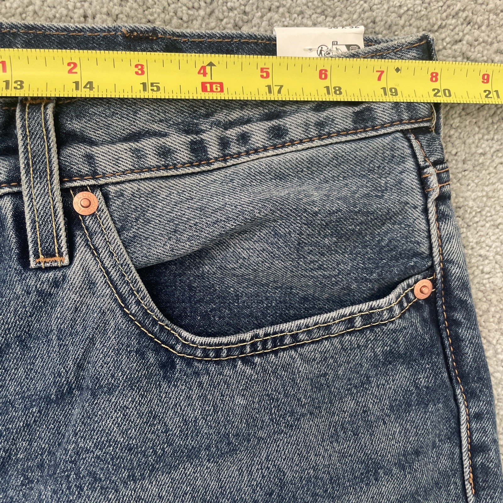 Levi’s Premium 568 Loose Straight Blue Jeans Men’s Measured Sz. 38-39X31 See Des