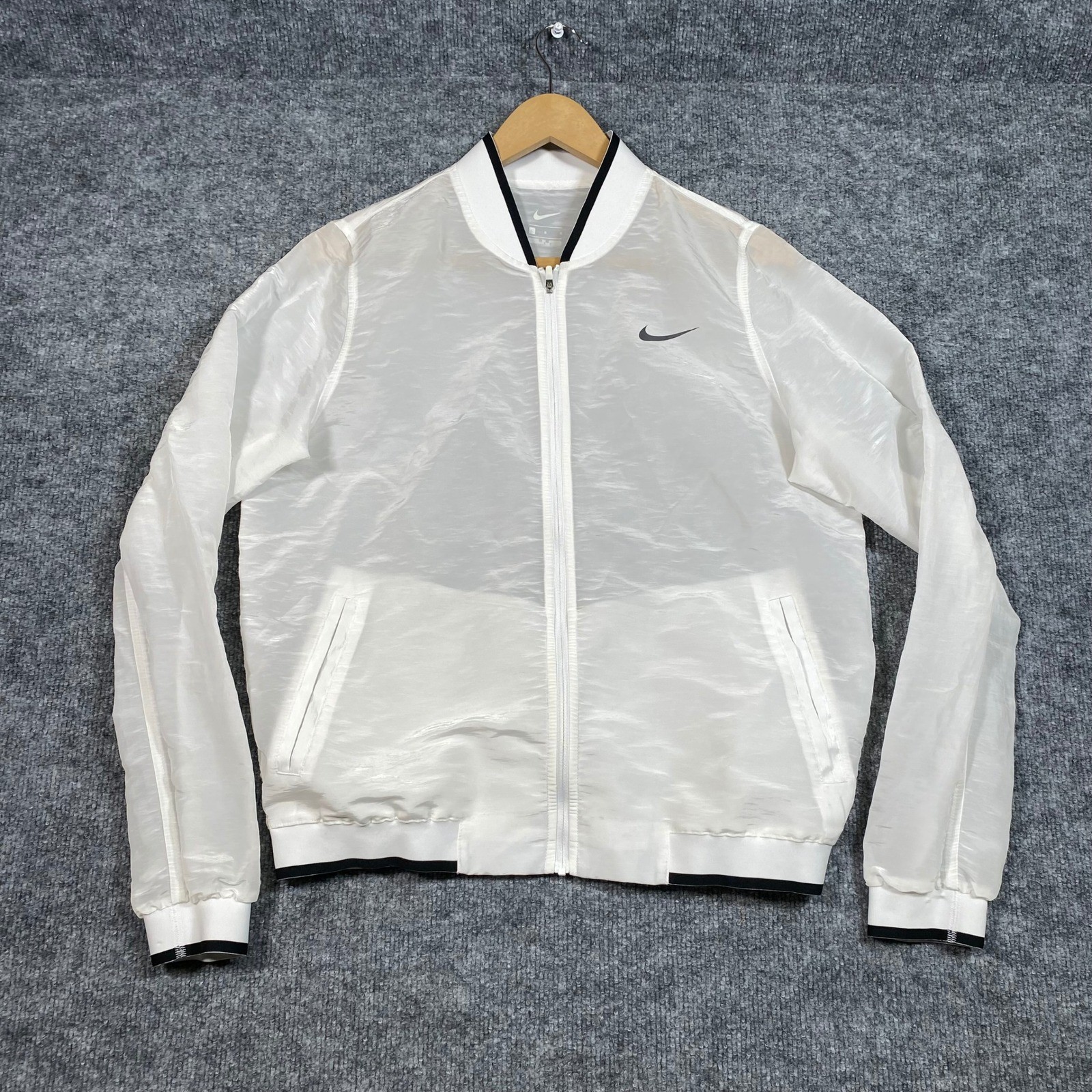 Nike Sportswear Windrunner Translucent Bomber Jacket White Black 854914-100 L