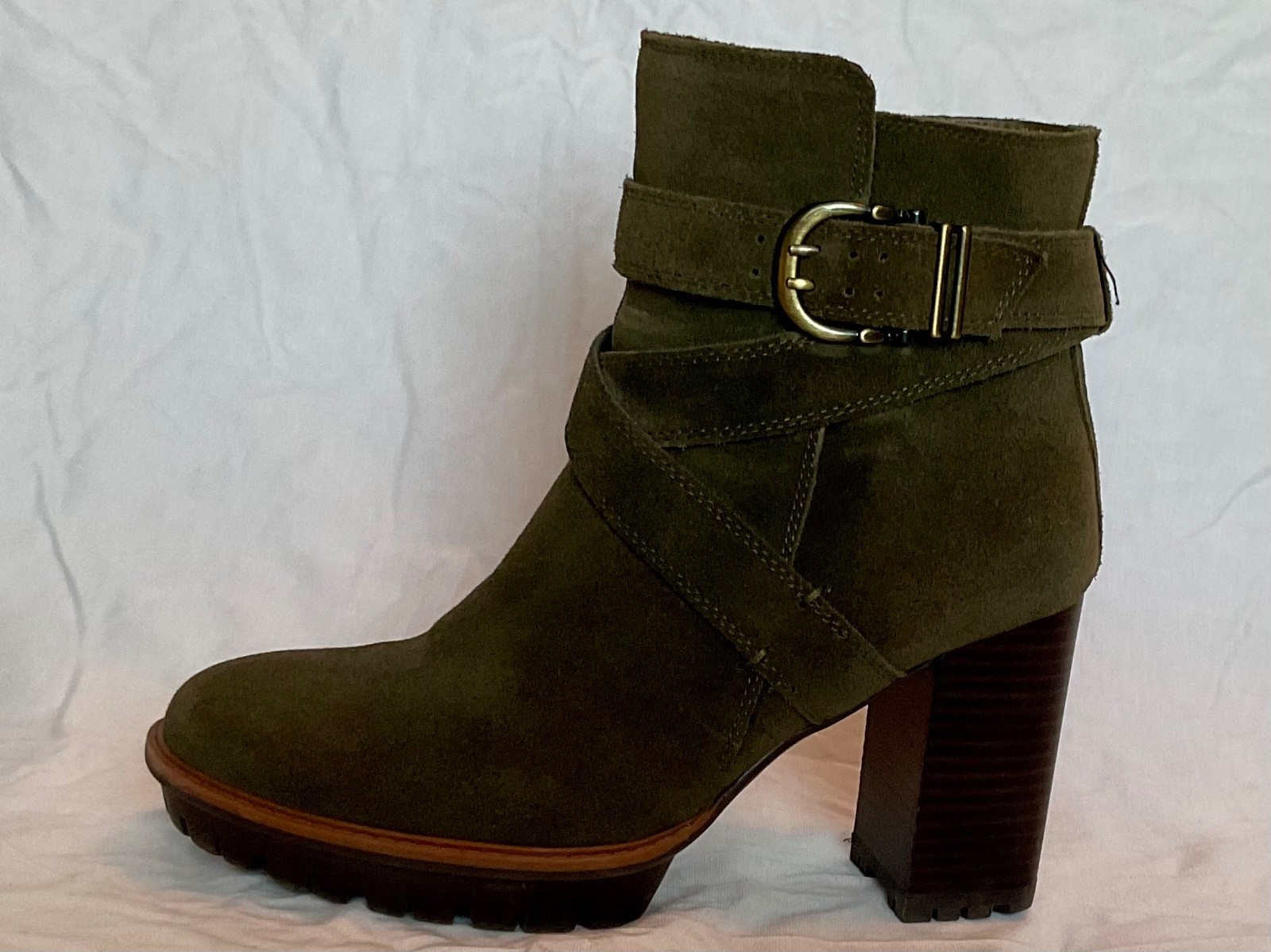 Naturalizer | Shoes | Naturalizer Lyra Crisscross Bootie suede size 8 green